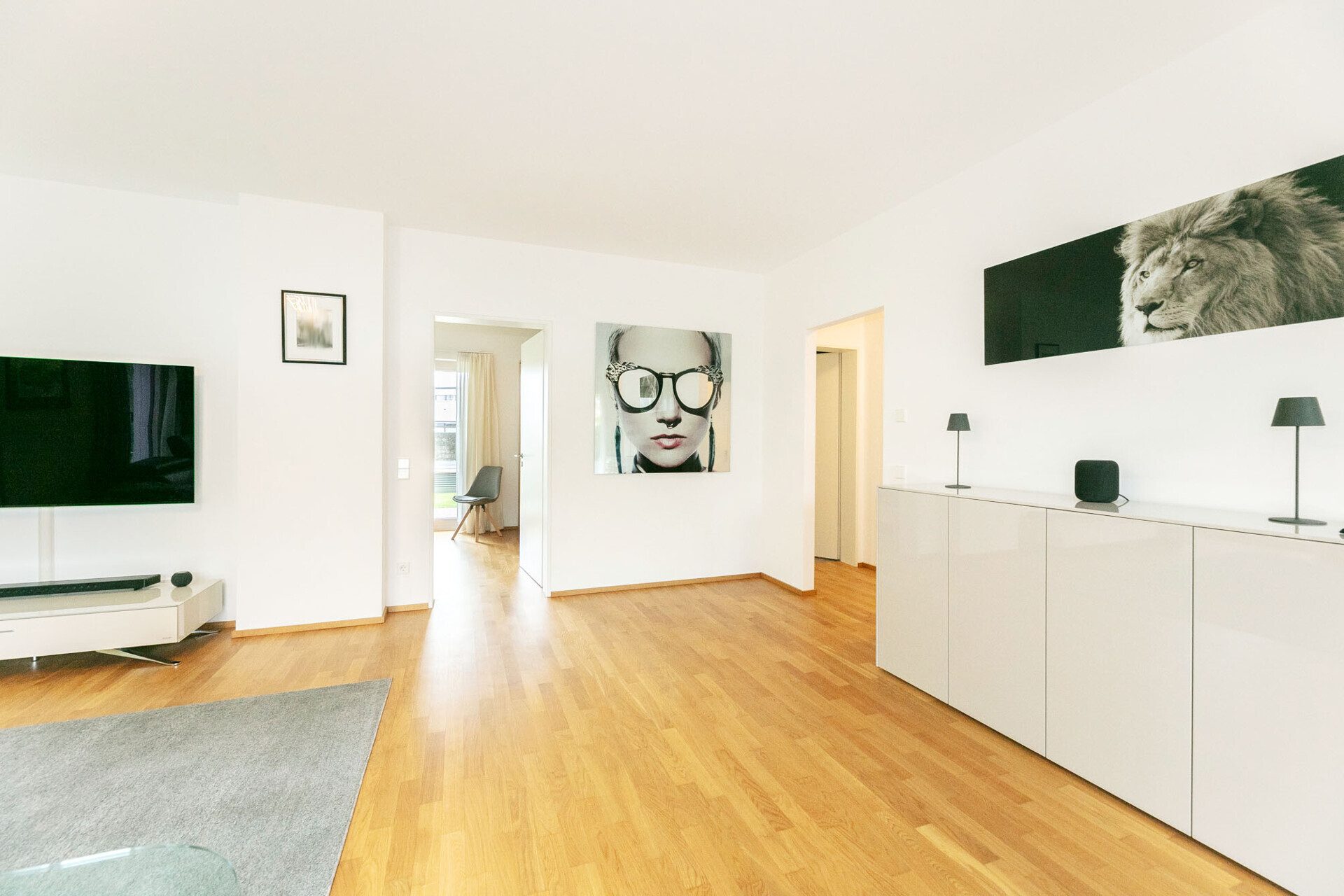 Immobilienangebot - Neu-Ulm - Alle - Wohnen an der Donau: 
Exklusive EG-Wohnung mit Gartenanteil
