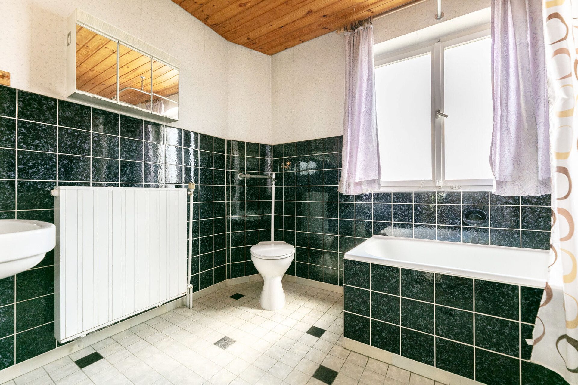 Immobilienangebot - Schnürpflingen / Ammerstetten - Alle - Charmant & voller Potenzial: Einfamilienhaus in idyllischer Ortsrandlage