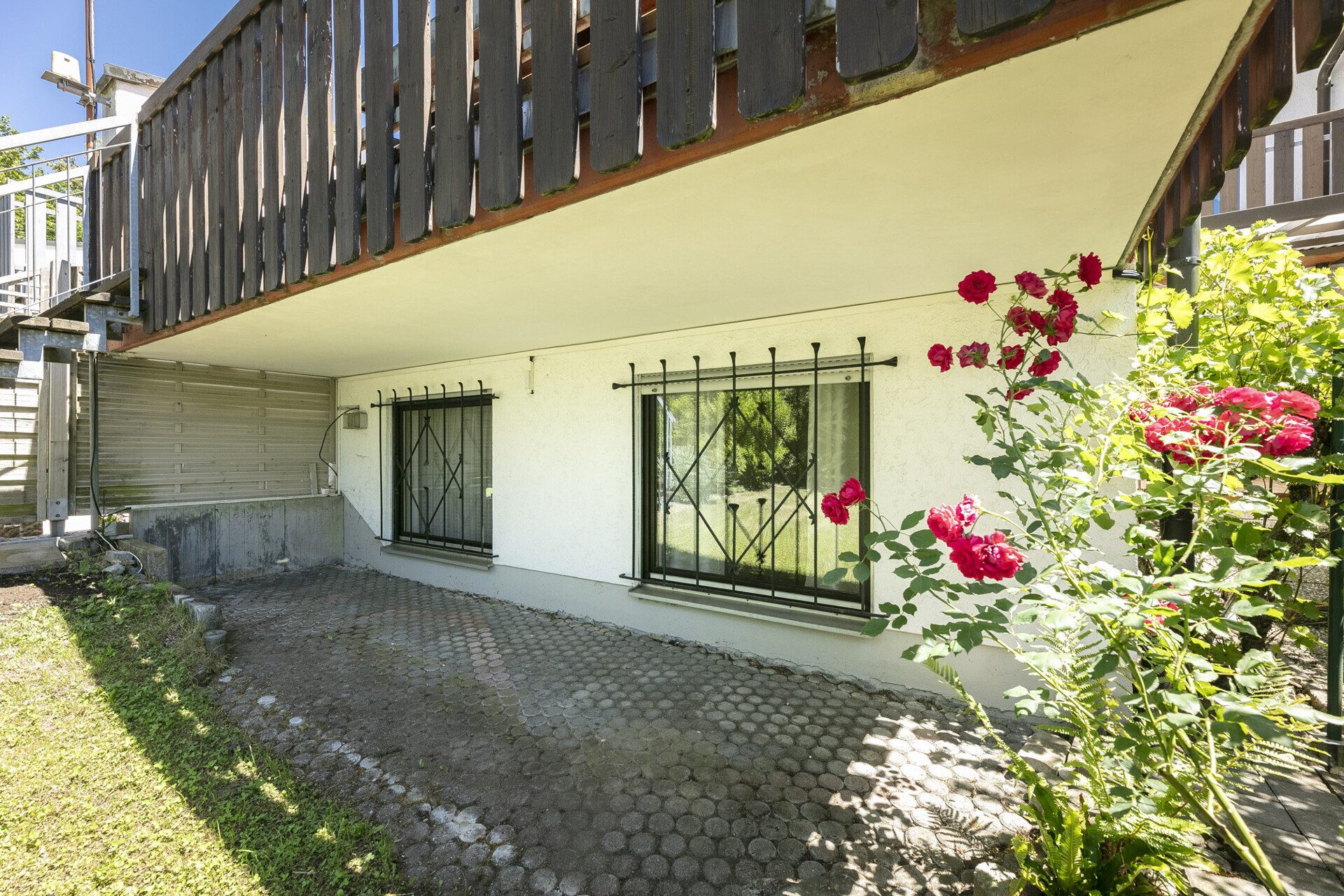 Immobilienangebot - Ulm - Alle - Split-Level-Architektur trifft Wohnkomfort – 
gepflegtes RMH mit Garage