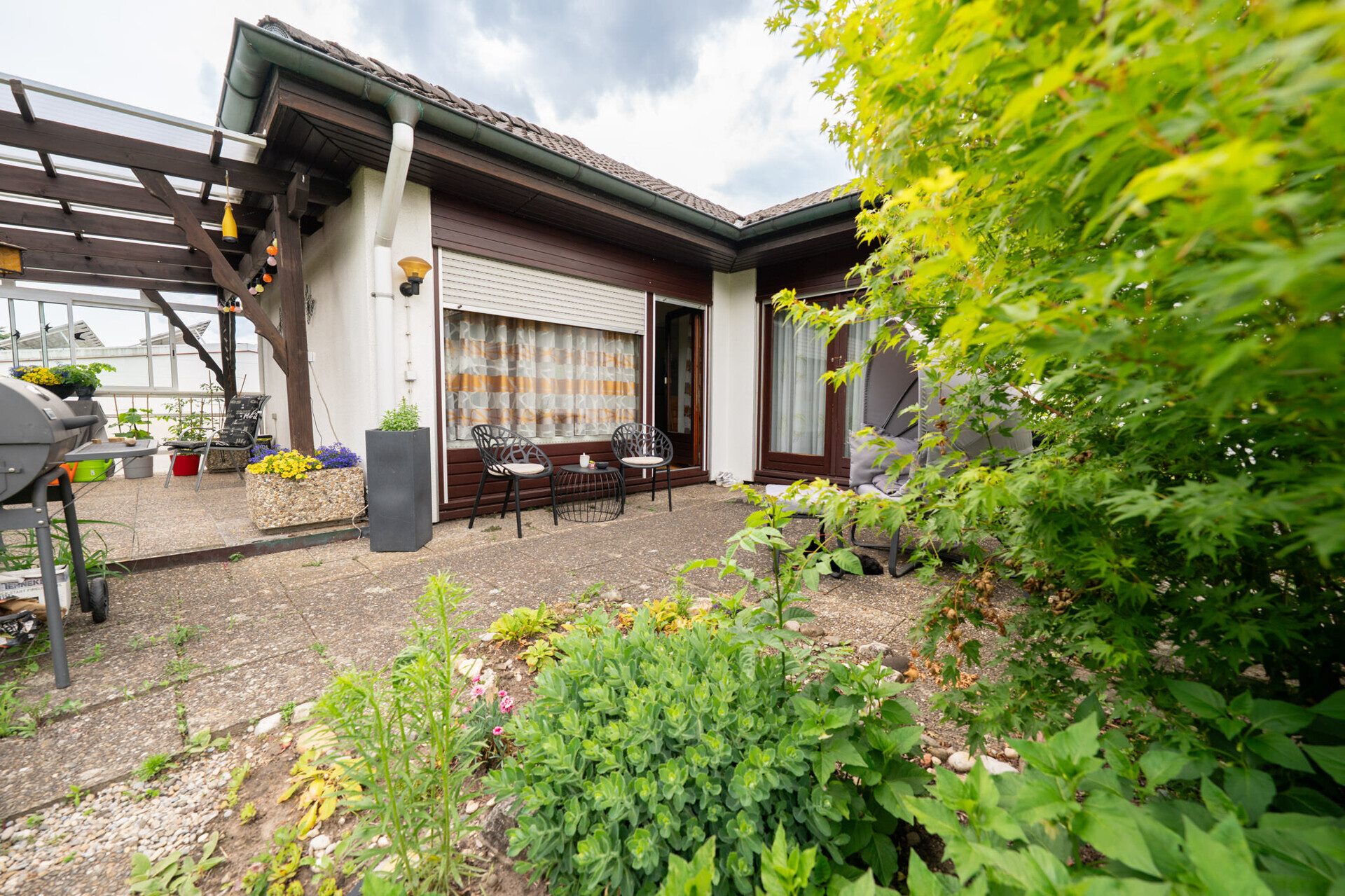 Immobilienangebot - Elchingen / Thalfingen - Alle - Vielseitiges EFH mit Einliegerpotenzial und großzügigem Grundstück