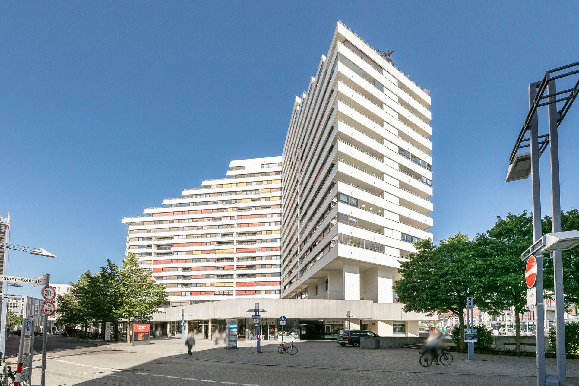 Immobilienangebot - Neu-Ulm - Alle - Sonnenlage mit Münsterblick – 
Stilvolles Apartment inklusive Stellplatz