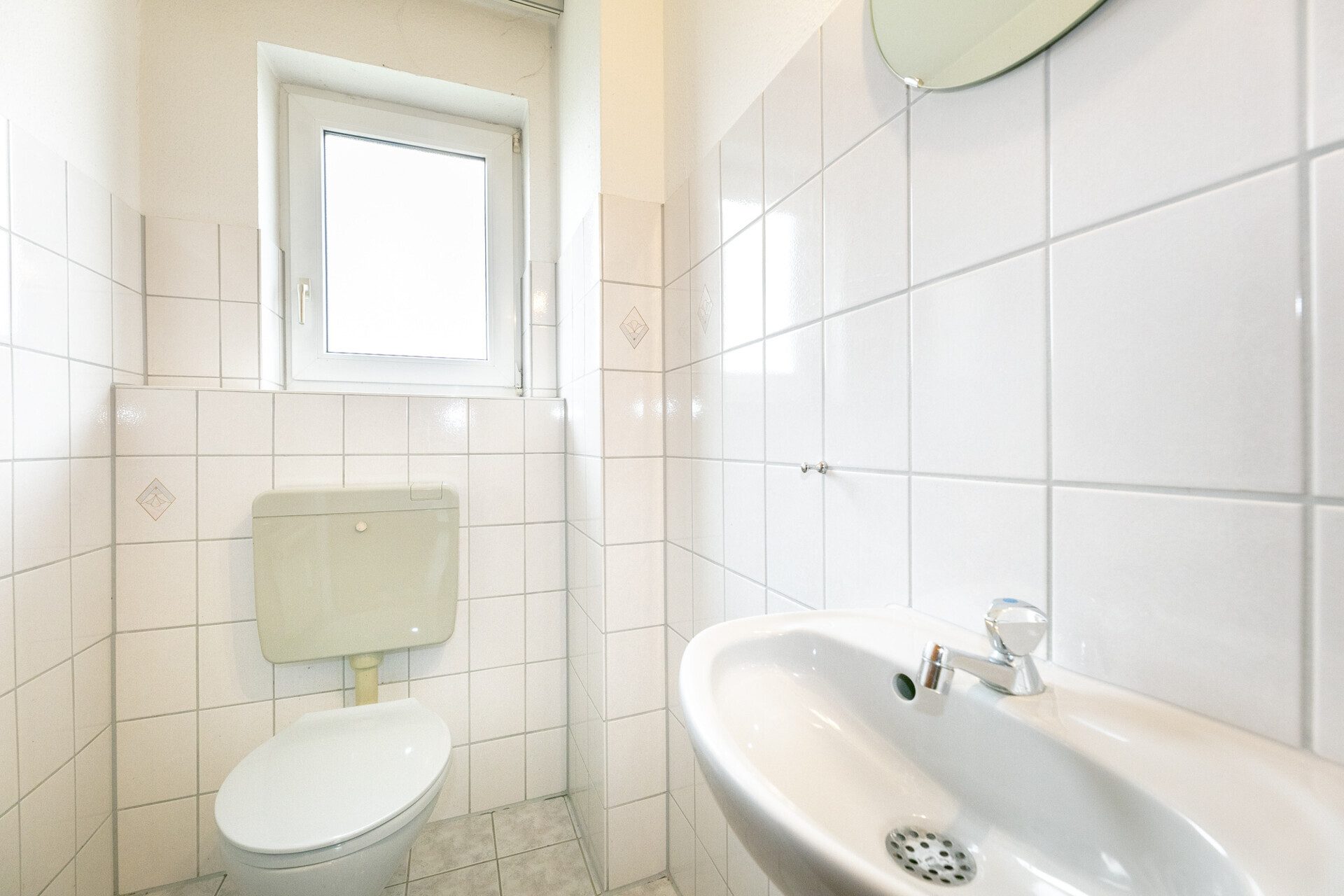 Immobilienangebot - Ehingen - Alle - Ideal für Paare & kleine Familien – 
Wohnung mit Balkon und TG-Stellplatz