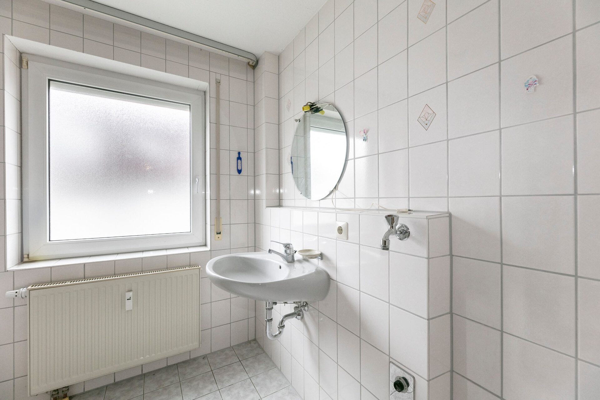 Immobilienangebot - Ehingen - Alle - Ideal für Paare & kleine Familien – 
Wohnung mit Balkon und TG-Stellplatz