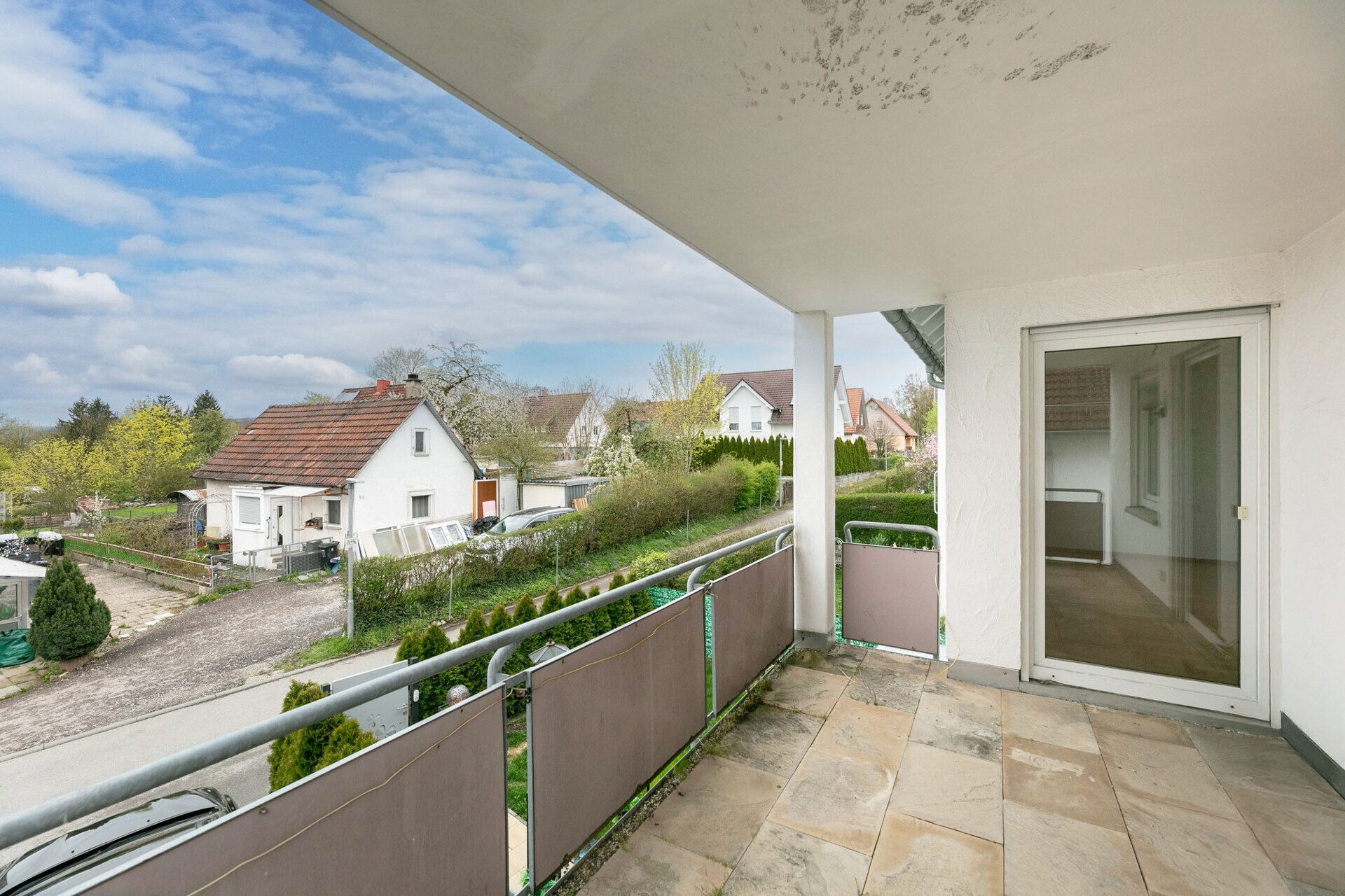 Immobilienangebot - Ehingen - Alle - Ideal für Paare & kleine Familien – 
Wohnung mit Balkon und TG-Stellplatz
