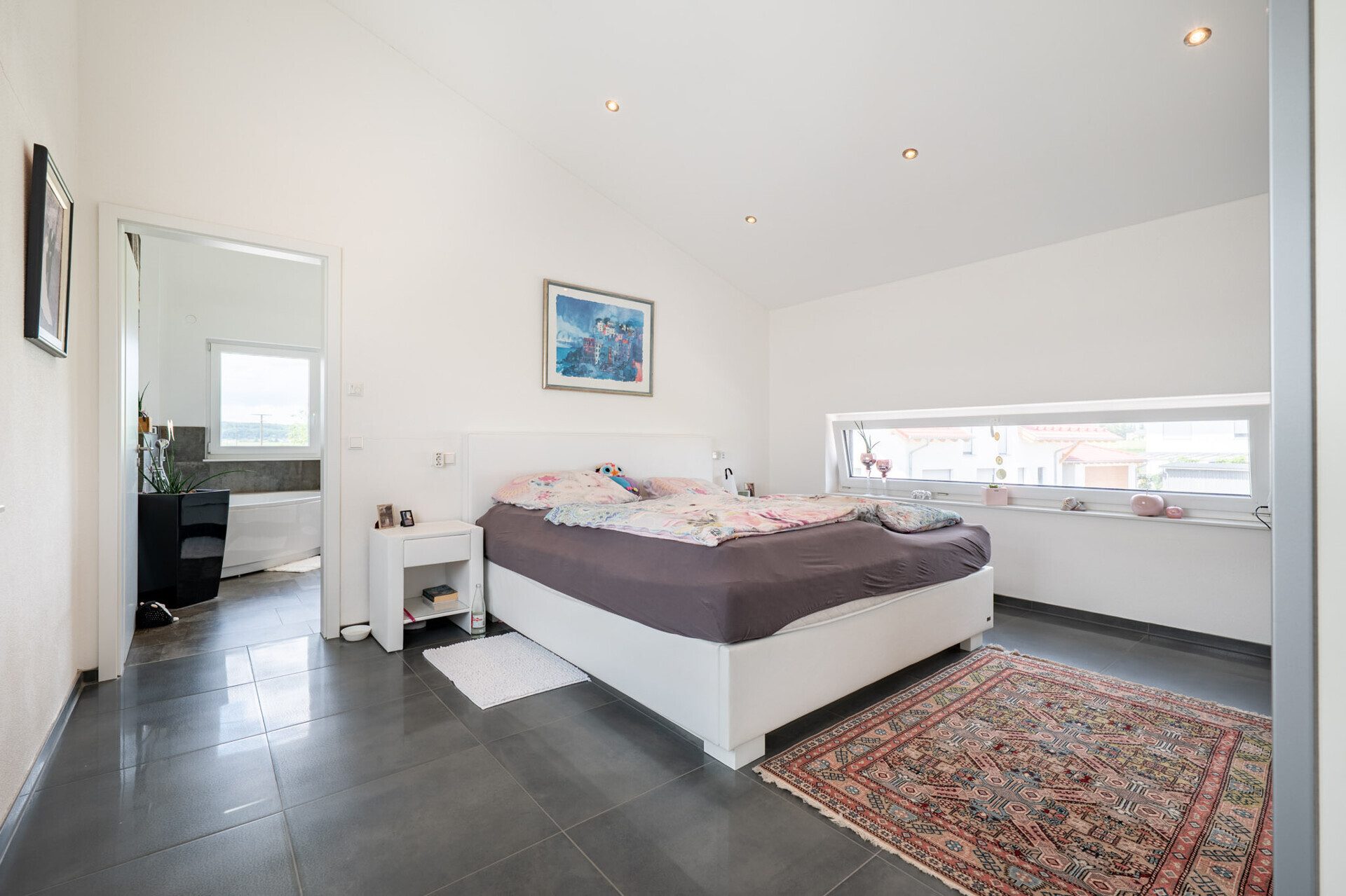 Immobilienangebot - Neenstetten - Alle - Neuwertiges Traumhaus mit luxuriösem Platzangebot