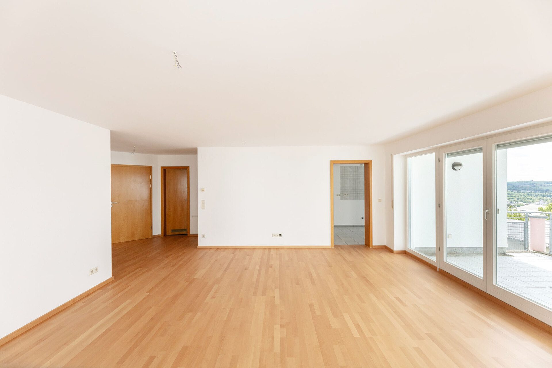 Immobilienangebot - Ulm - Alle - Wohlfühlen auf 83 m² – Lichtdurchflutete Wohnung mit Balkon