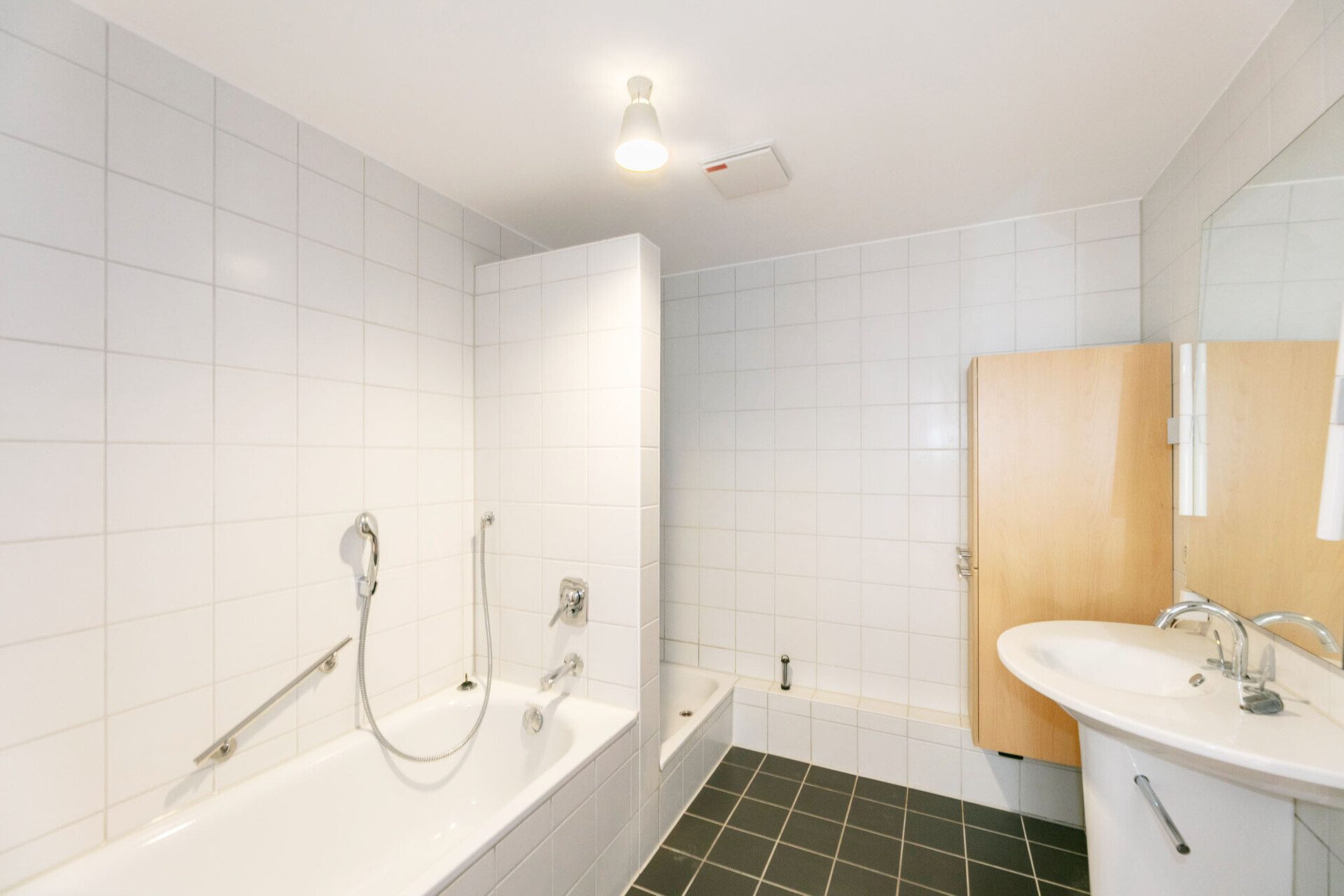 Immobilienangebot - Ulm - Alle - Wohlfühlen auf 83 m² – Lichtdurchflutete Wohnung mit Balkon