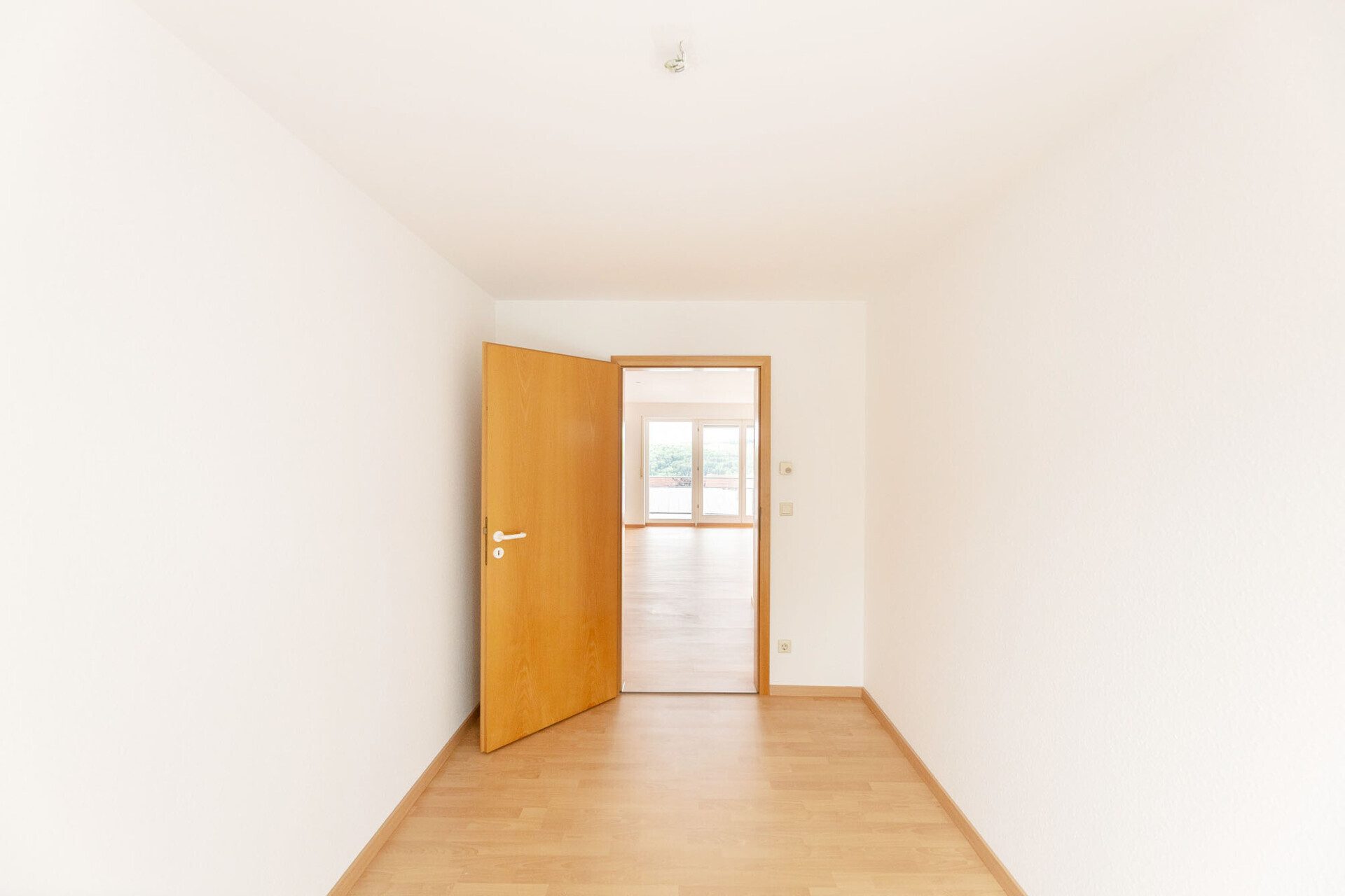 Immobilienangebot - Ulm - Alle - Wohlfühlen auf 83 m² – Lichtdurchflutete Wohnung mit Balkon