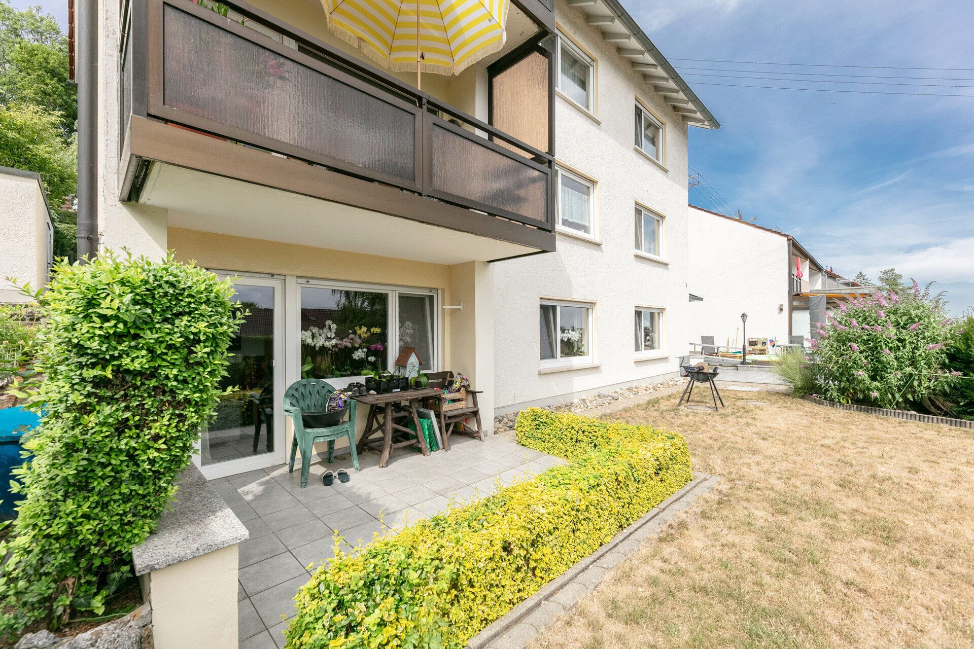 Immobilienangebot - Elchingen / Thalfingen - Alle - Einziehen, wohlfühlen, von Mieteinnahmen profitieren -Ihr ZFH in Thalfingen