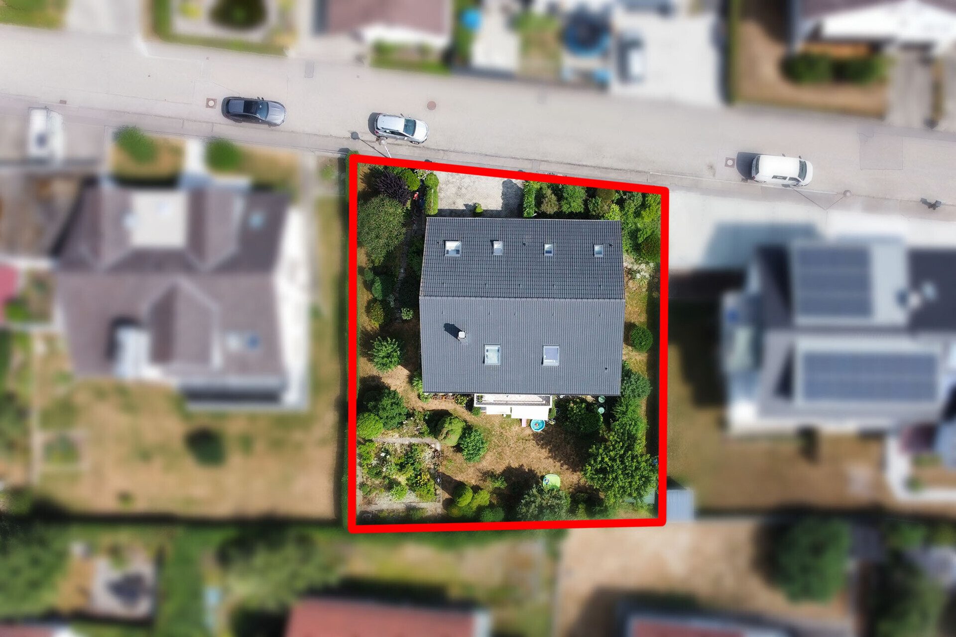Immobilienangebot - Langenau/Albeck - Alle - -PROVISIONSFREI- Teilvermietetes Dreifamilienhaus in begehrter Aussichtslage
