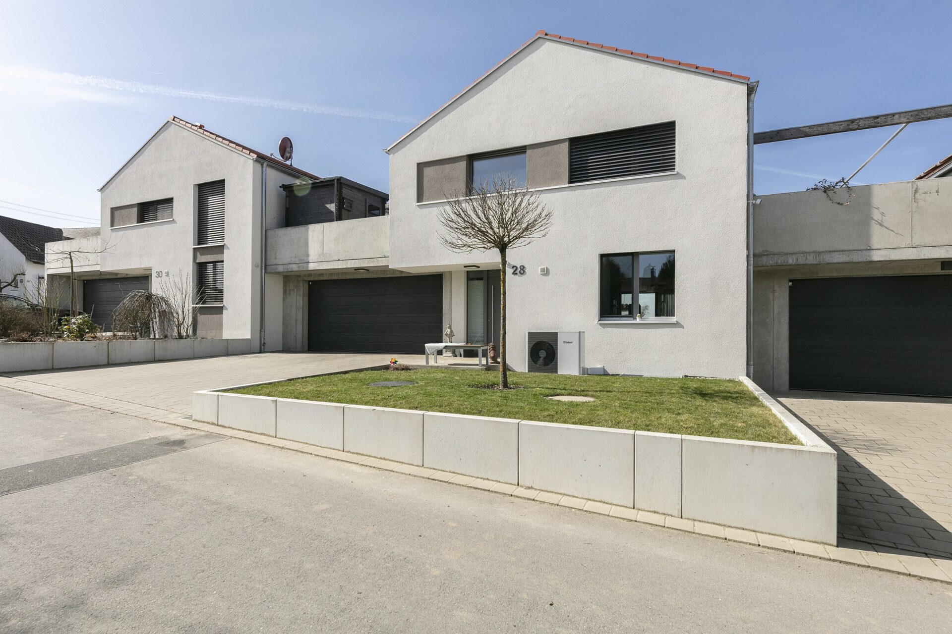 Immobilienangebot - Oberdischingen - Alle - Design, Komfort und Exklusivität vereint
Hochwertiges EFH mit architektonischem Anspruch