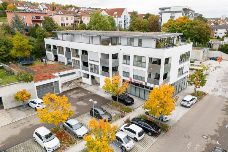 Immobilienangebot - Blaustein - Alle - Moderne 4,5-Zimmer-Wohnung mit Loggia und zwei TG-Stellplätzen in Blaustein