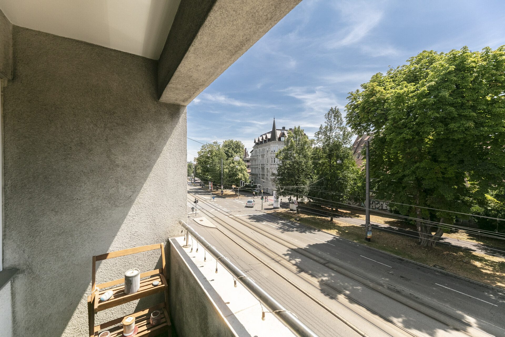 Immobilienangebot - Ulm - Alle - Kapitalanlage mit Mehrwert – Zwei Wohnungen, zwei Garagen, viele Optionen