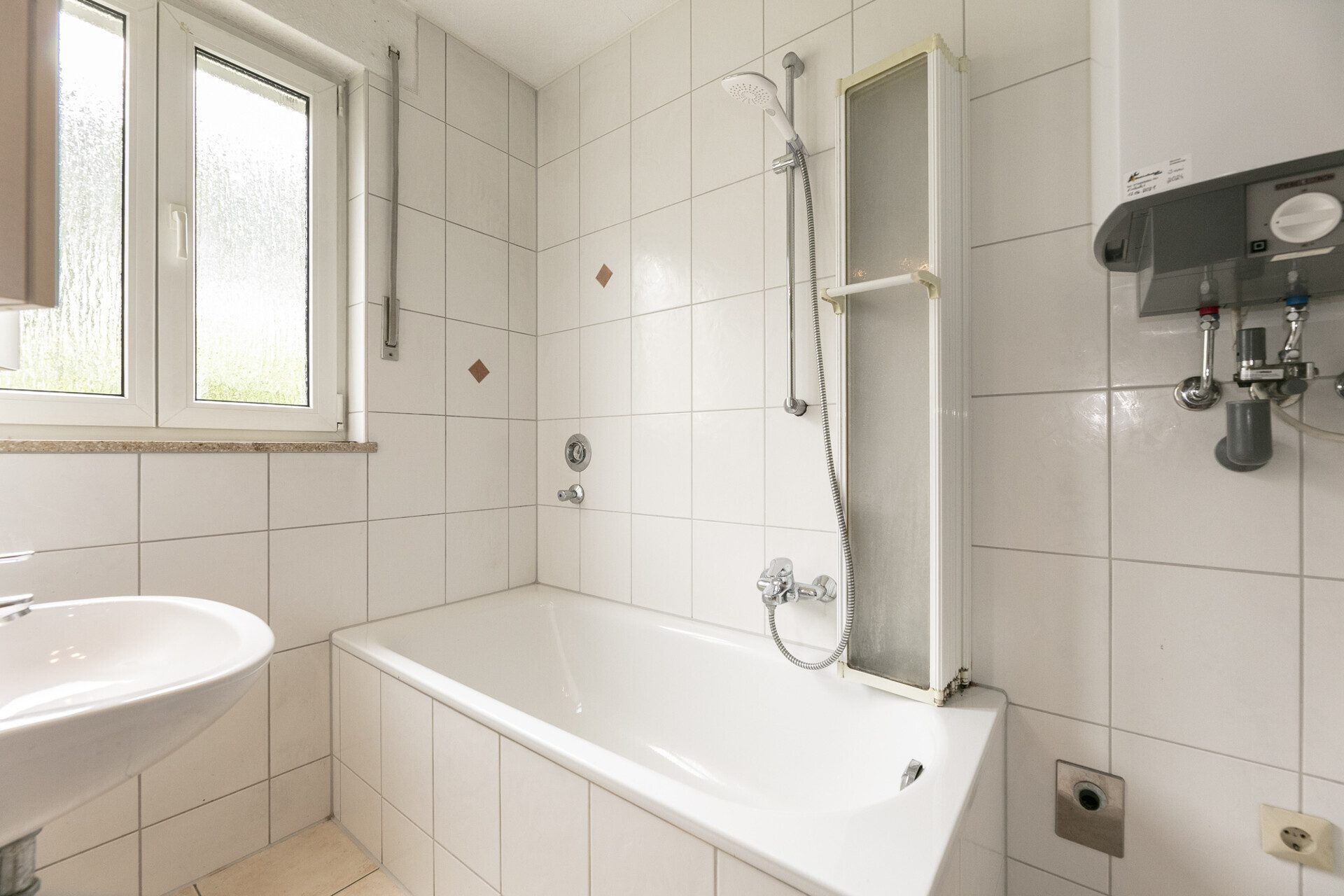 Immobilienangebot - Blaustein - Alle - Investieren in Beständigkeit – MFH mit vier attraktiven Wohneinheiten
