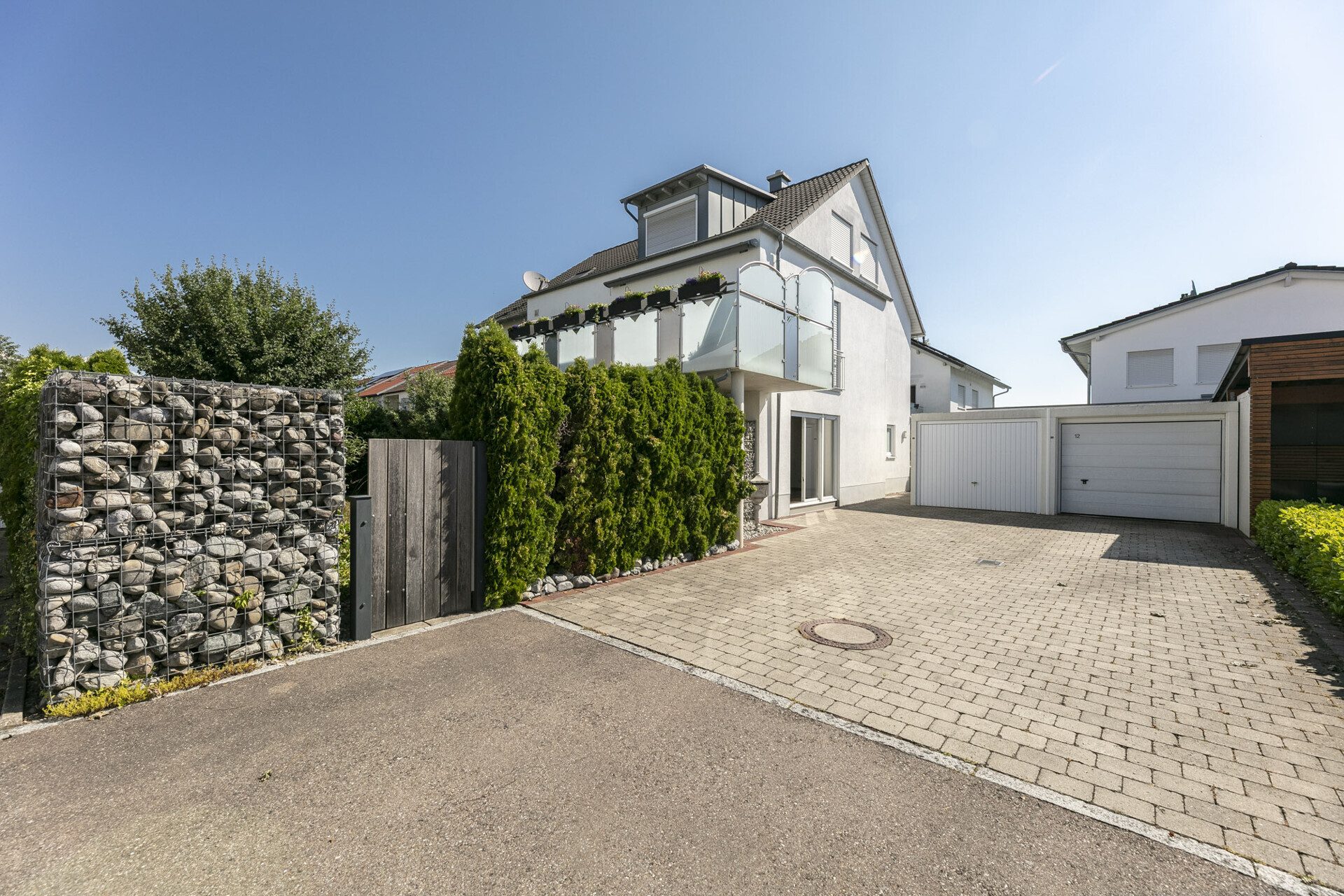 Immobilienangebot - Vöhringen - Alle - Seltenes Angebot: Moderne Wohnung mit exklusivem Terrassen-/Gartenanteil