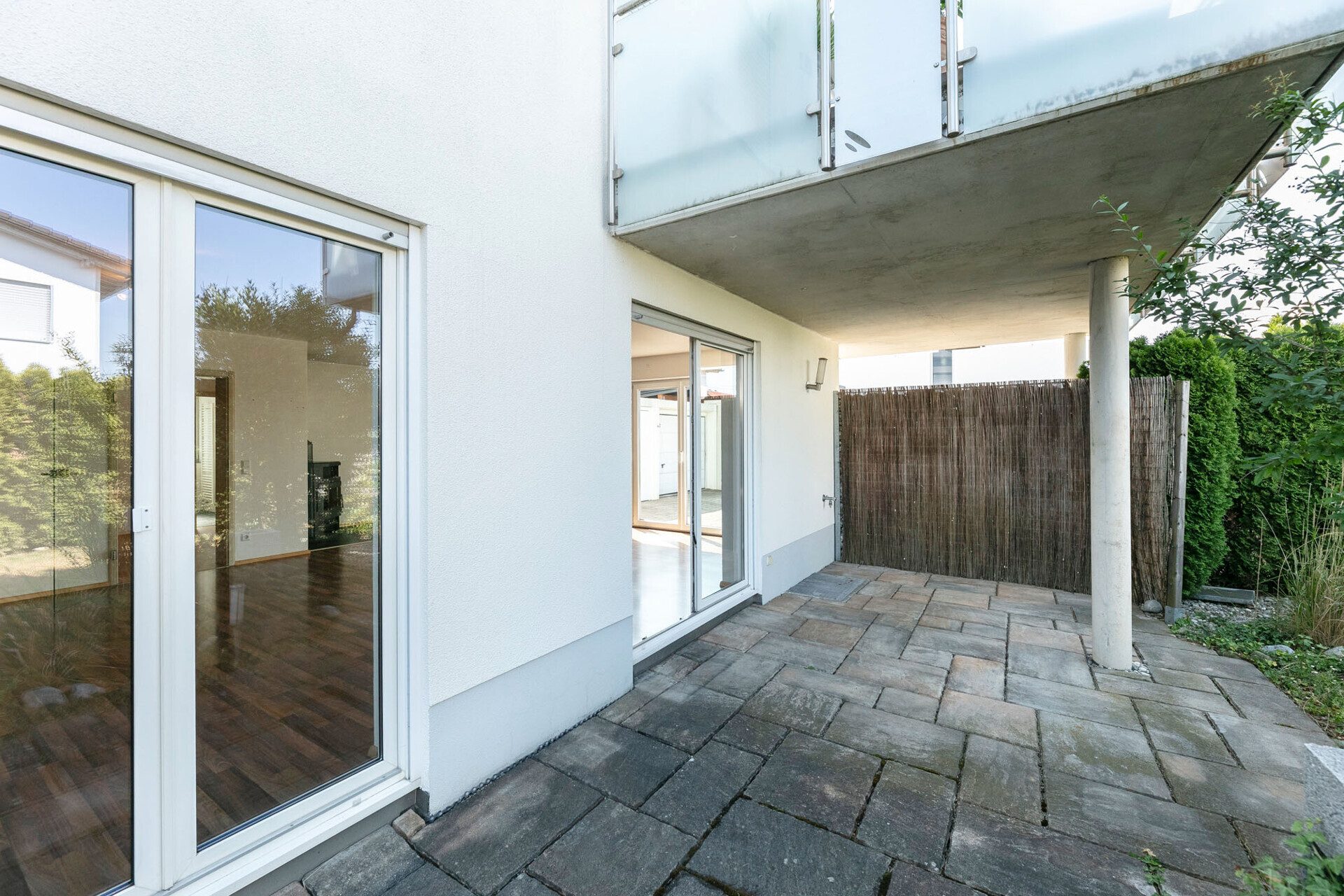Immobilienangebot - Vöhringen - Alle - Seltenes Angebot: Moderne Wohnung mit exklusivem Terrassen-/Gartenanteil