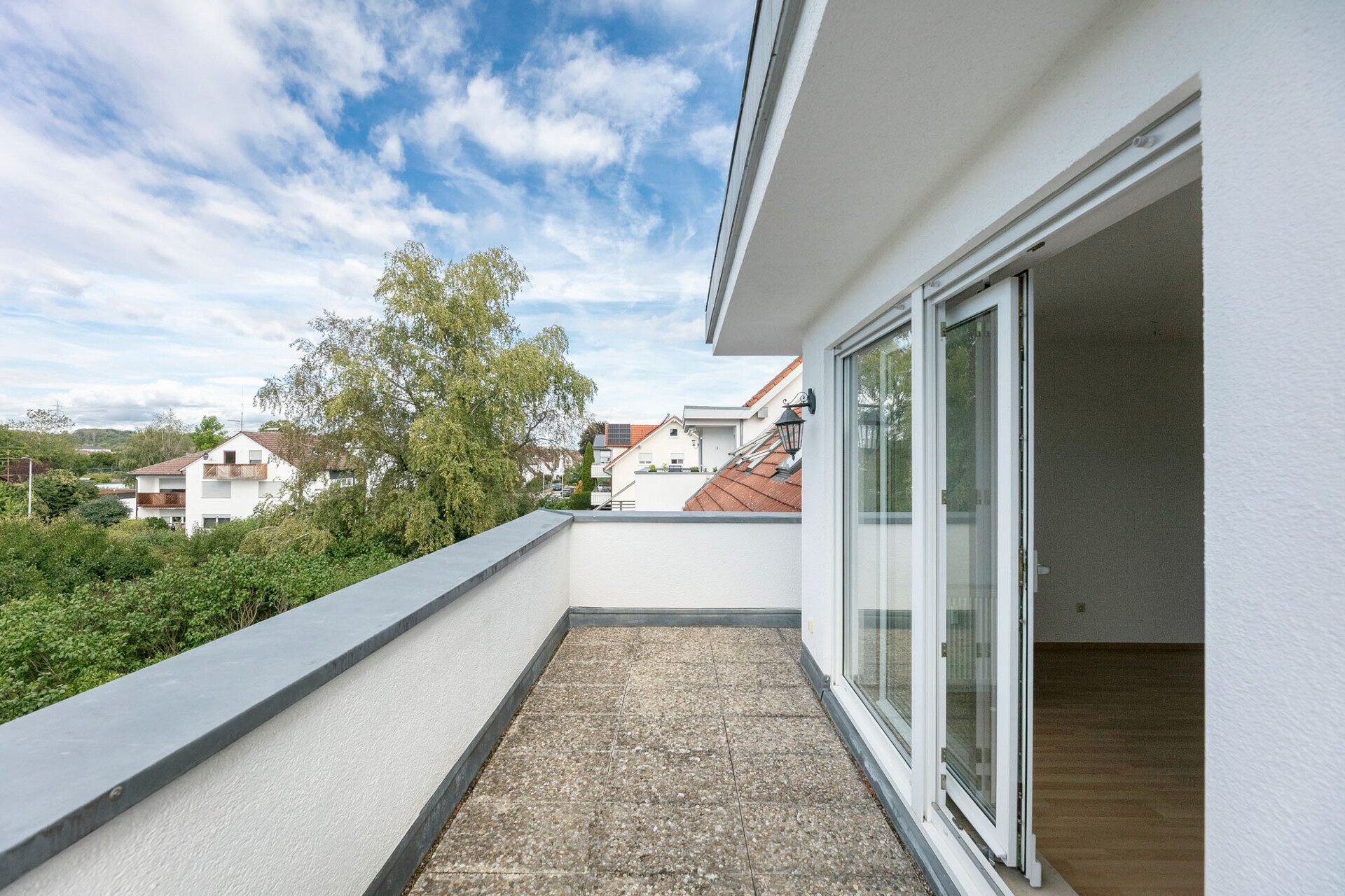 Immobilienangebot - Senden - Alle - Licht, Freiraum und Grünblick: DG-Wohnung mit Terrasse + TG-Stellplatz