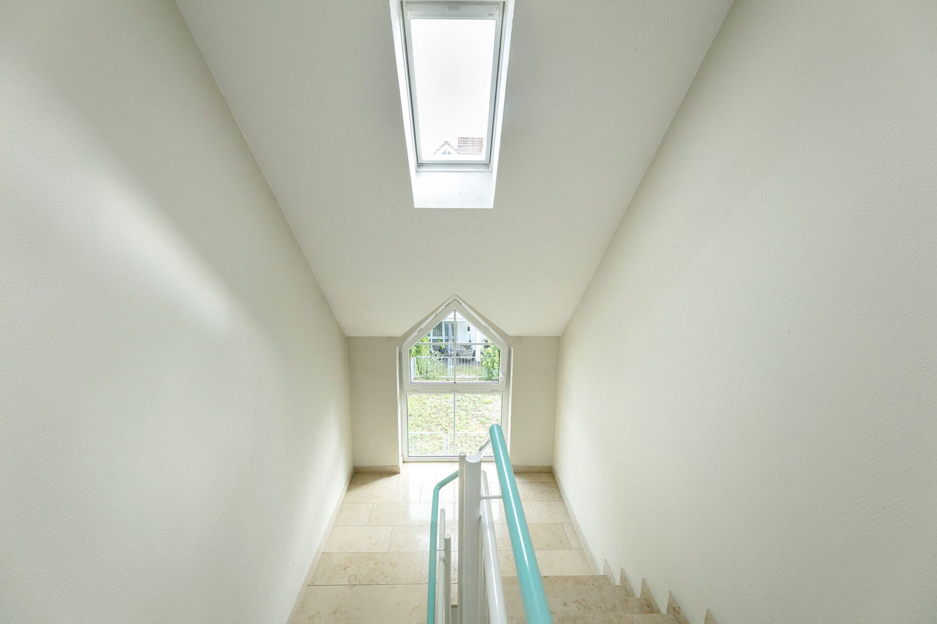 Immobilienangebot - Senden - Alle - Licht, Freiraum und Grünblick: DG-Wohnung mit Terrasse + TG-Stellplatz