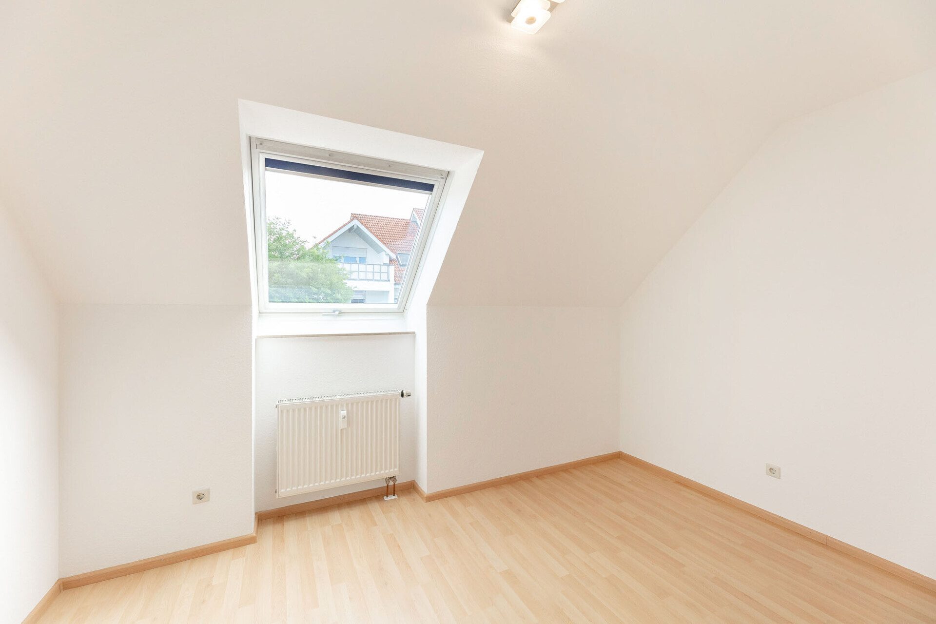 Immobilienangebot - Senden - Alle - Licht, Freiraum und Grünblick: DG-Wohnung mit Terrasse + TG-Stellplatz