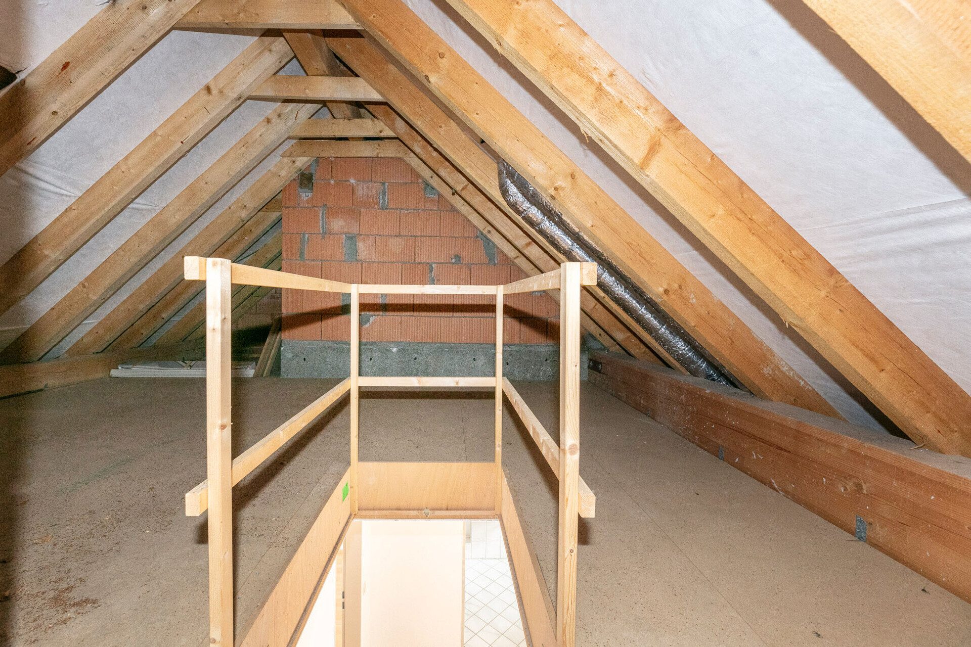 Immobilienangebot - Senden - Alle - Licht, Freiraum und Grünblick: DG-Wohnung mit Terrasse + TG-Stellplatz