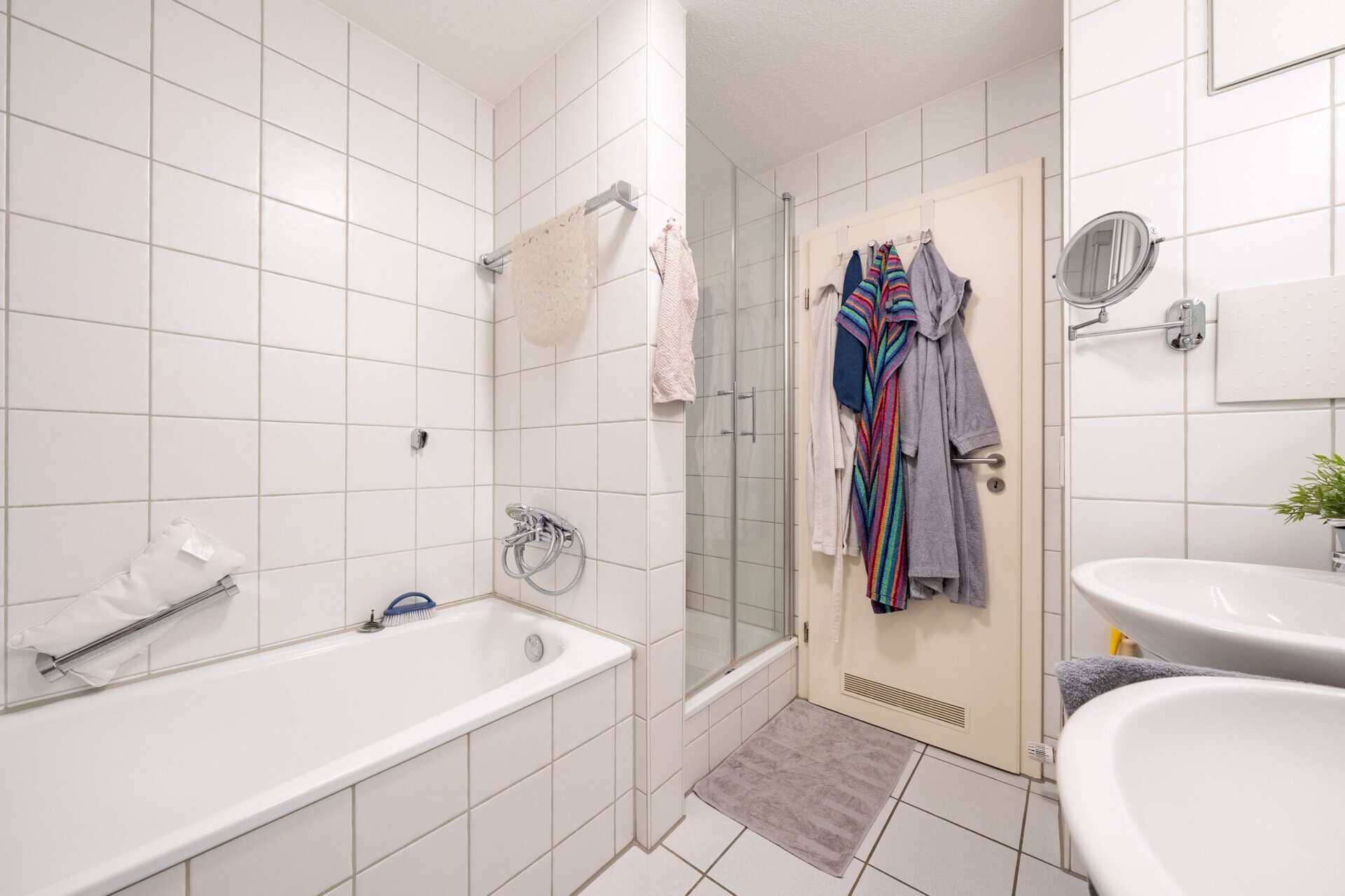 Immobilienangebot - Neu-Ulm - Alle - Zentral wohnen in Neu-Ulm: 2,5 Zi. mit Terrasse und Gartenanteil
