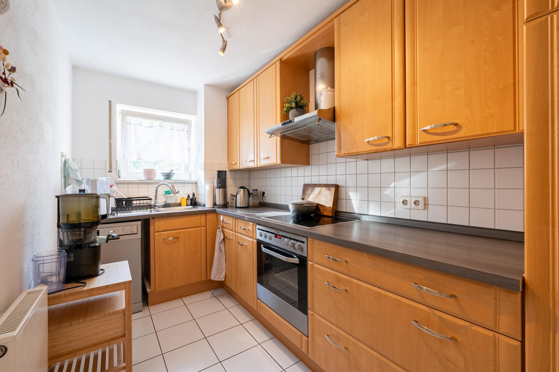 Immobilienangebot - Neu-Ulm - Alle - Zentral wohnen in Neu-Ulm: 2,5 Zi. mit Terrasse und Gartenanteil