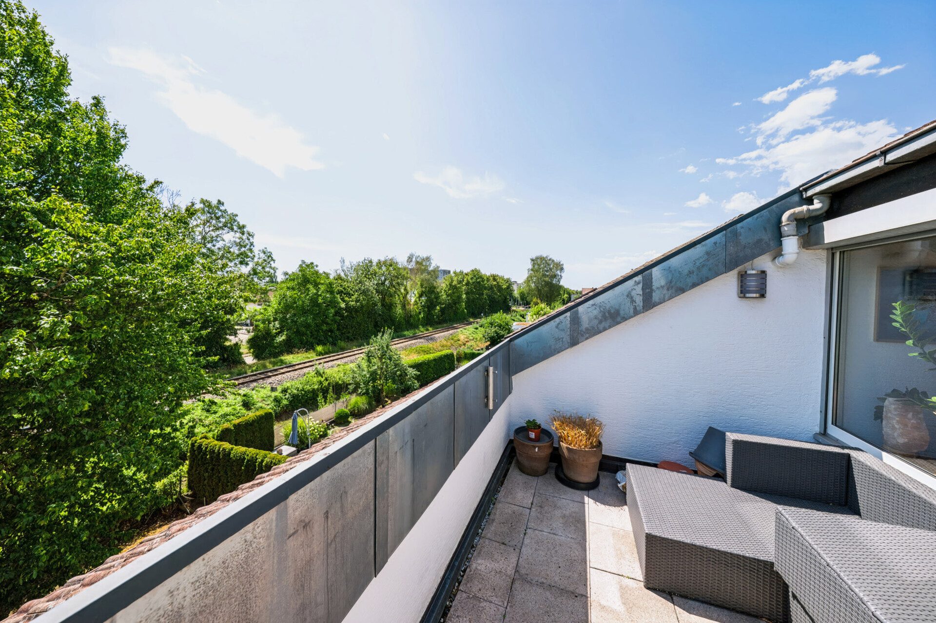 Immobilienangebot - Thalfingen - Alle - Top Invest oder gemütliches Zuhause: 
2,5-Zimmer-Whg. & tolle Dachterrasse