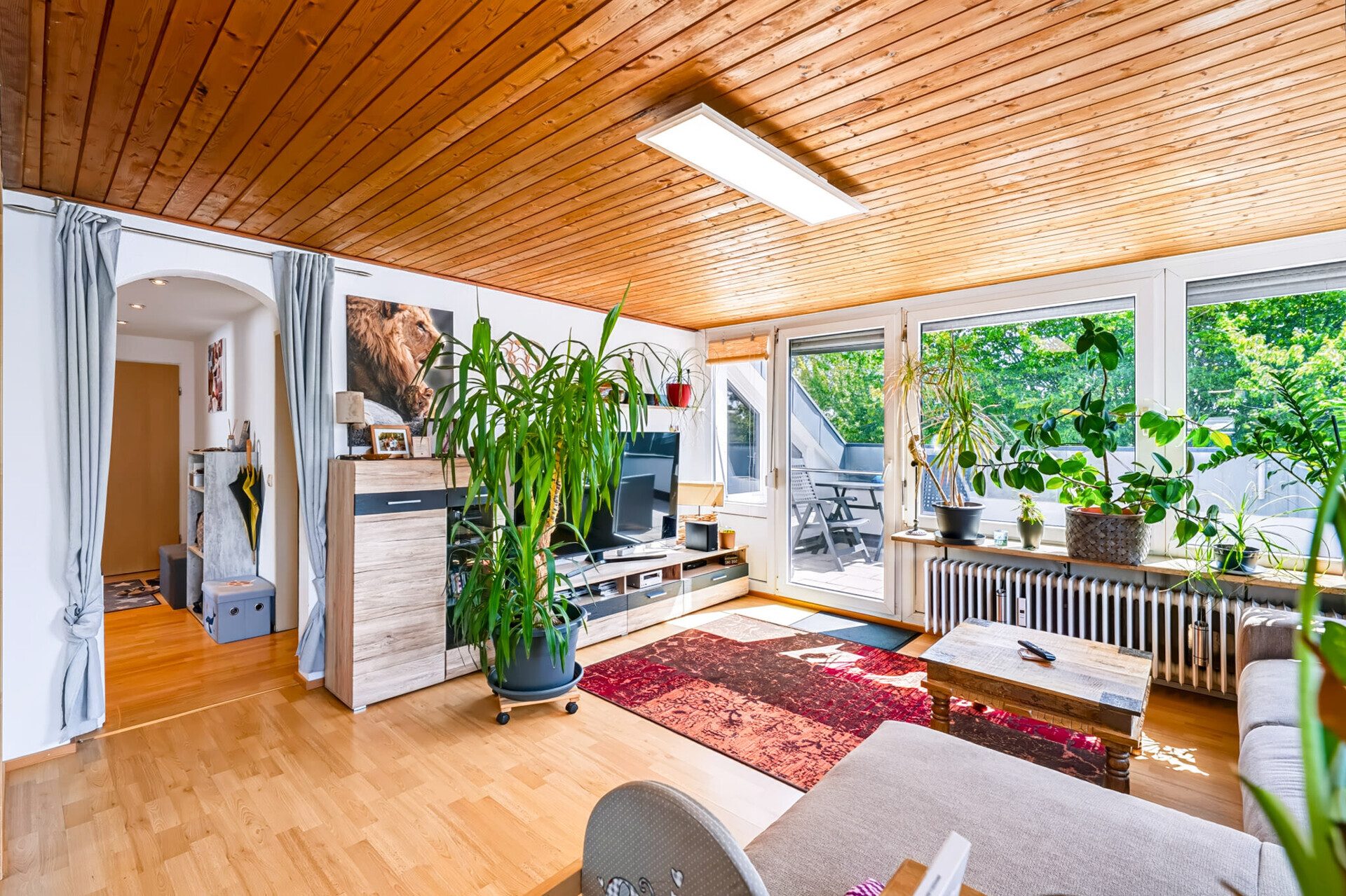 Immobilienangebot - Thalfingen - Alle - Top Invest oder gemütliches Zuhause: 
2,5-Zimmer-Whg. & tolle Dachterrasse