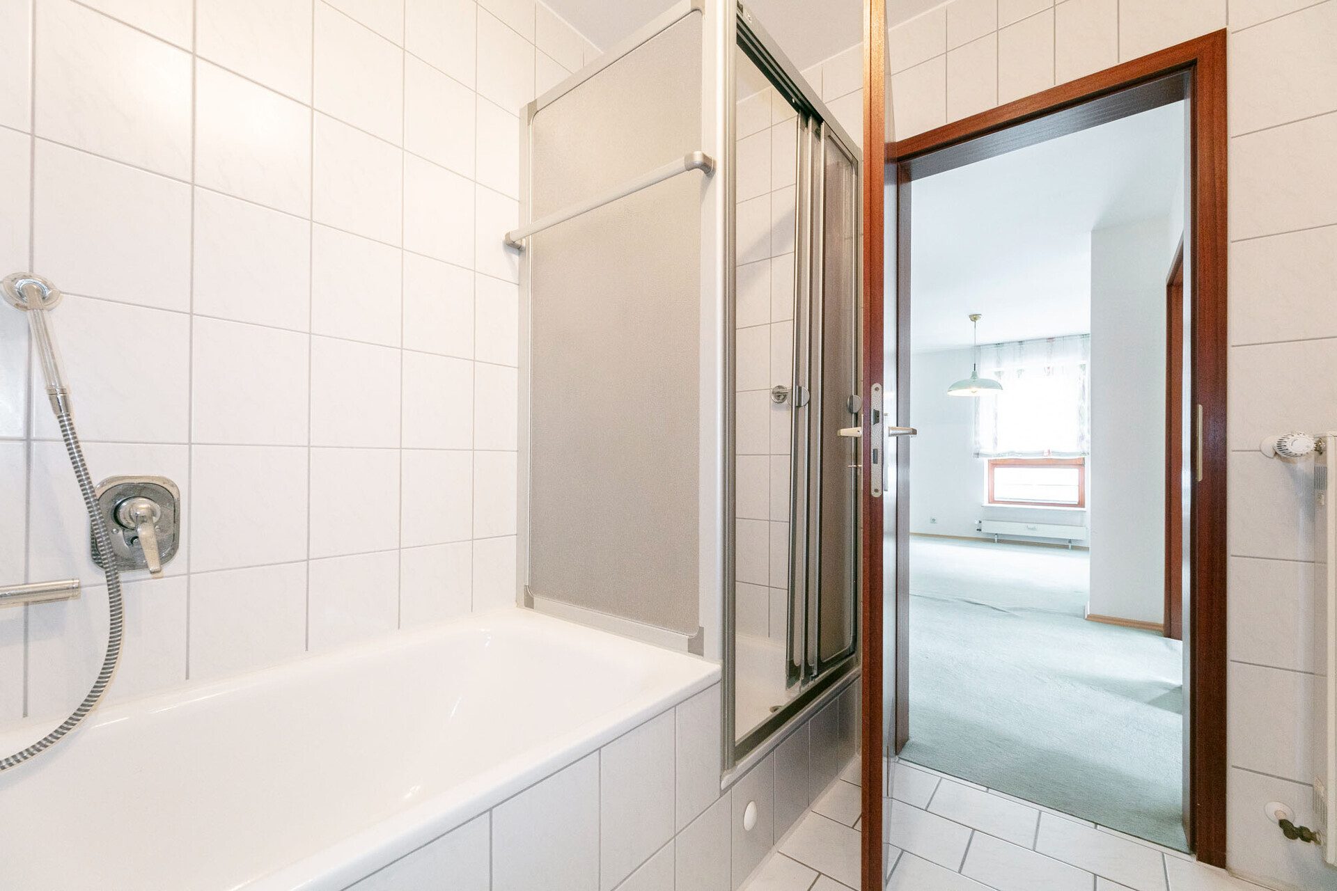 Immobilienangebot - Neu-Ulm / Pfuhl - Alle - Leerstehende 3,5-Zimmer-Wohnung mit sonnigem Süd-West Balkon