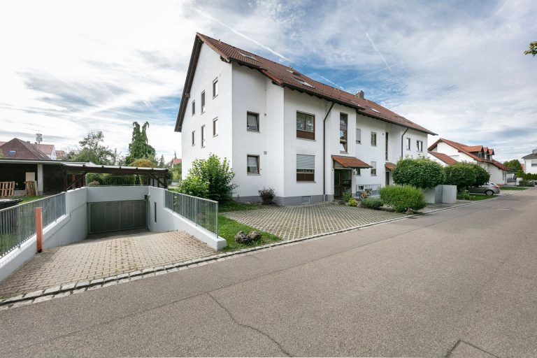 Immobilienangebot - Neu-Ulm / Pfuhl - Alle - Leerstehende 3,5-Zimmer-Wohnung mit sonnigem Süd-West Balkon