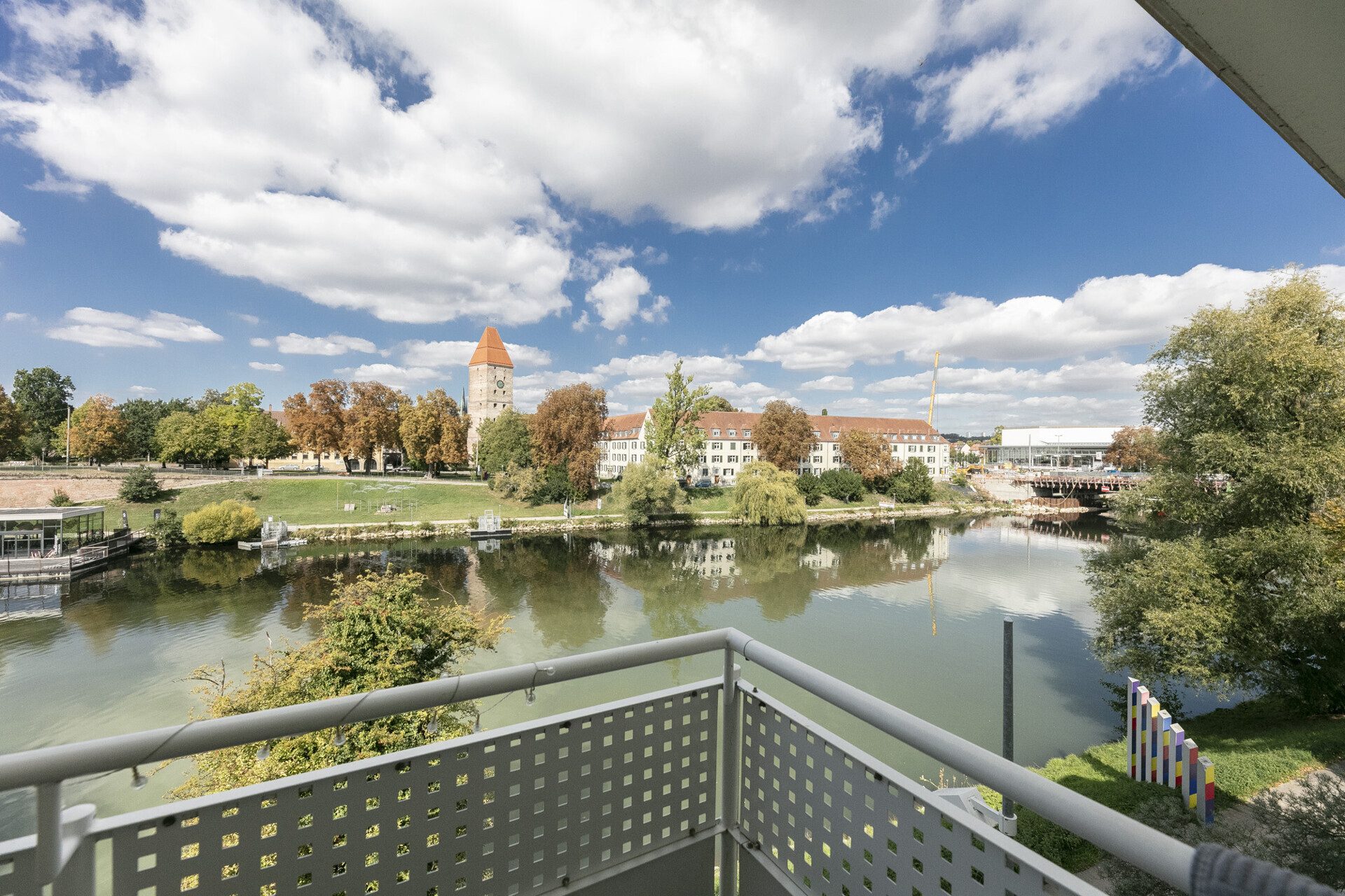 Immobilienangebot - Neu-Ulm - Alle - Direkt an der Donau - tolle 2-Zimmer-Wohnung in bester Innenstadtlage