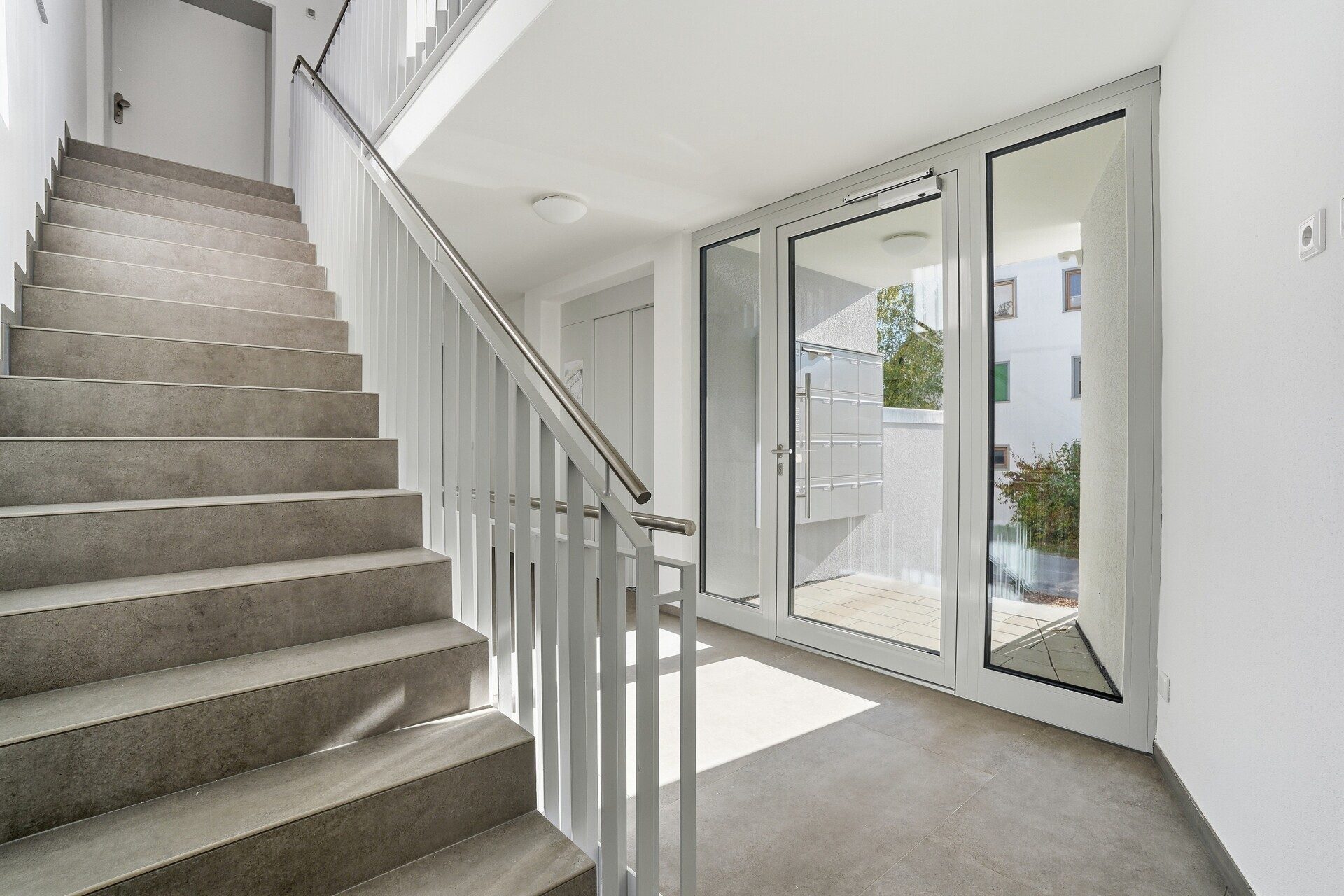 Immobilienangebot - Erbach-Ersingen - Alle - Neubau-Wohnung mit 3,5-Zimmern -
Mit Balkon und überdachtem Stellplatz