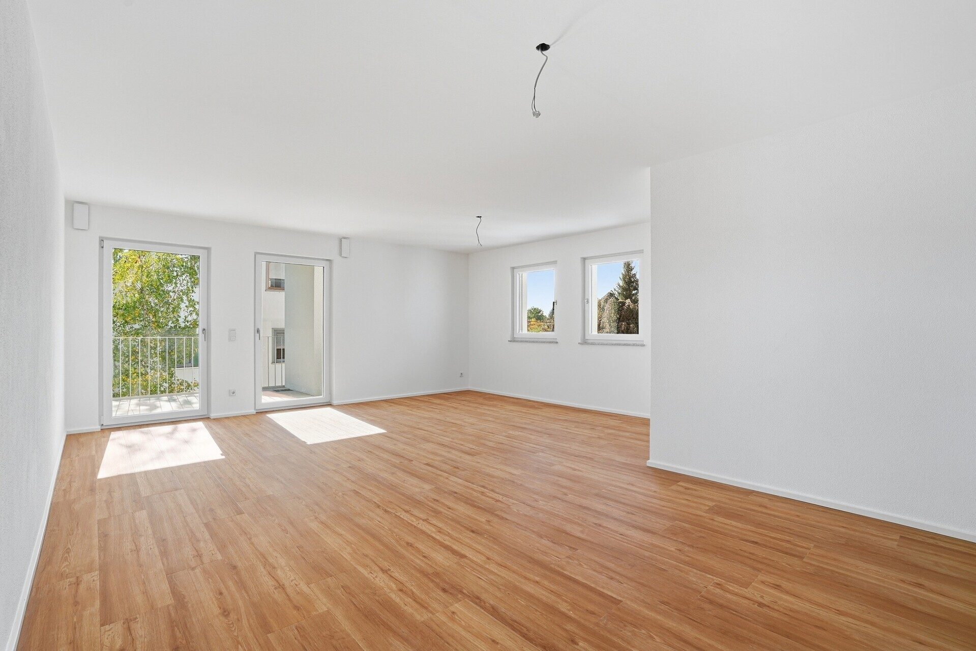 Immobilienangebot - Erbach-Ersingen - Alle - Neubau-Wohnung mit 3,5-Zimmern -
Mit Balkon und überdachtem Stellplatz