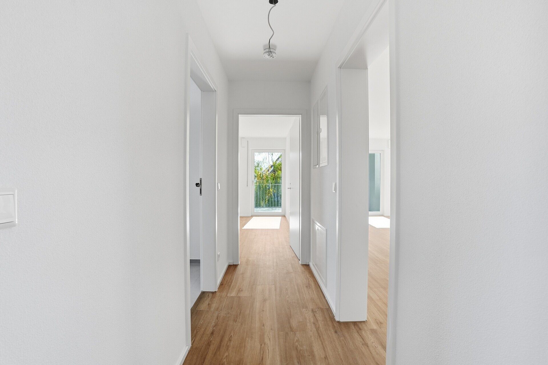 Immobilienangebot - Erbach-Ersingen - Alle - Neubau-Wohnung mit 3,5-Zimmern -
Mit Balkon und überdachtem Stellplatz