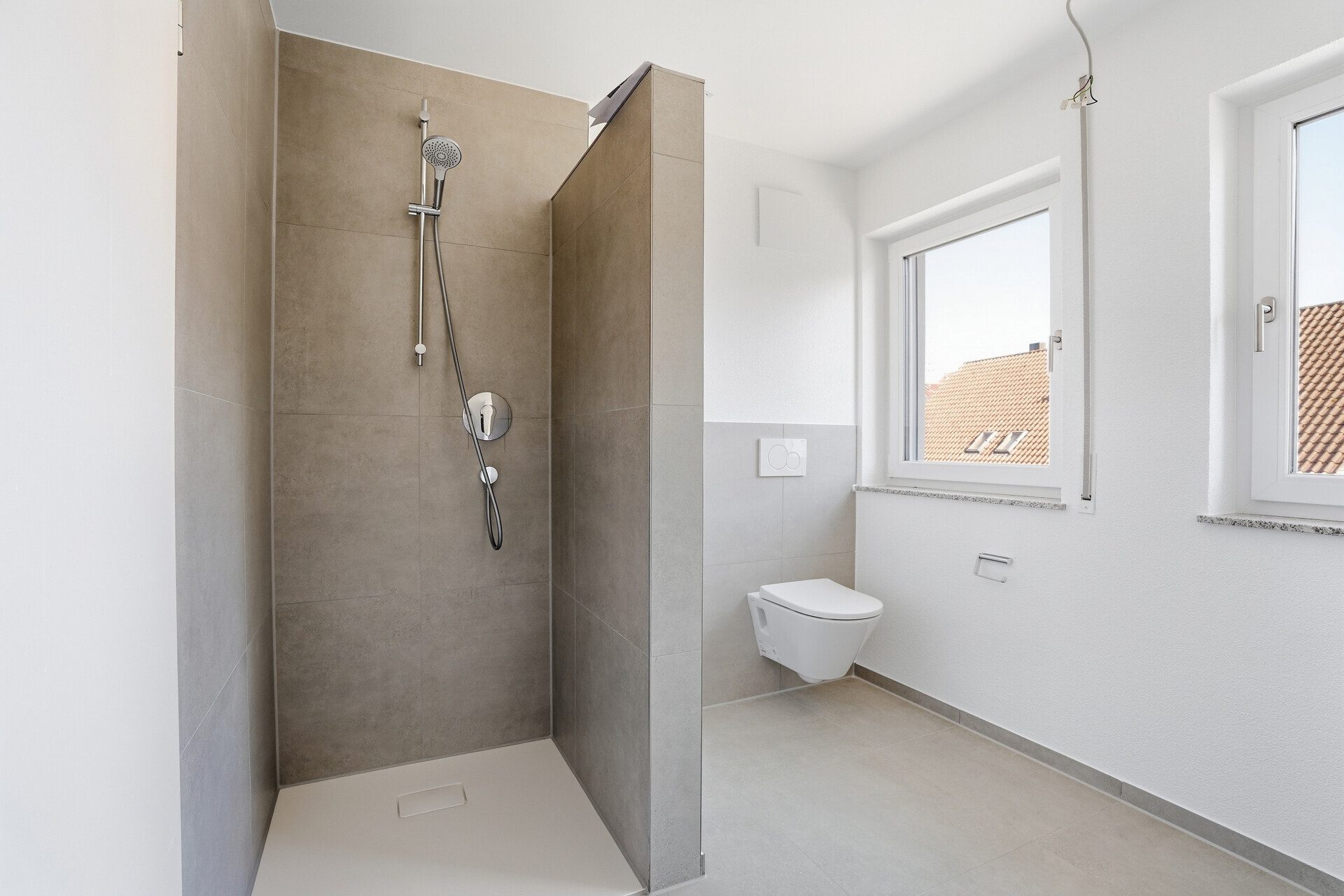 Immobilienangebot - Erbach-Ersingen - Alle - Neubau-Wohnung mit 3,5-Zimmern -
Mit Balkon und überdachtem Stellplatz