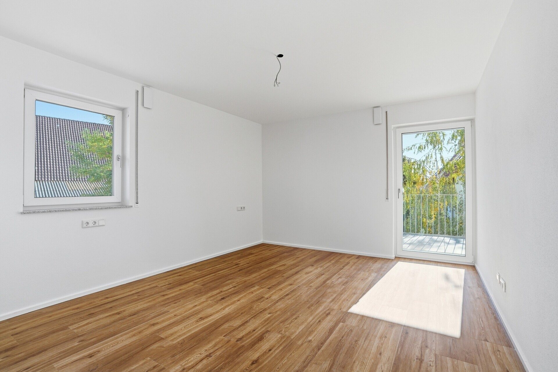 Immobilienangebot - Erbach-Ersingen - Alle - Neubau-Wohnung mit 3,5-Zimmern -
Mit Balkon und überdachtem Stellplatz