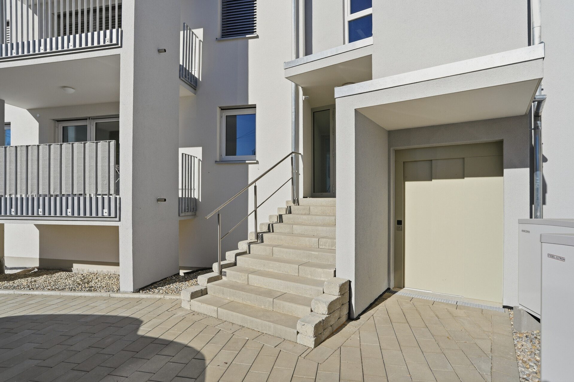Immobilienangebot - Erbach-Ersingen - Alle - Neubau-Wohnung mit 3,5-Zimmern -
Ideal für Paare oder Singles