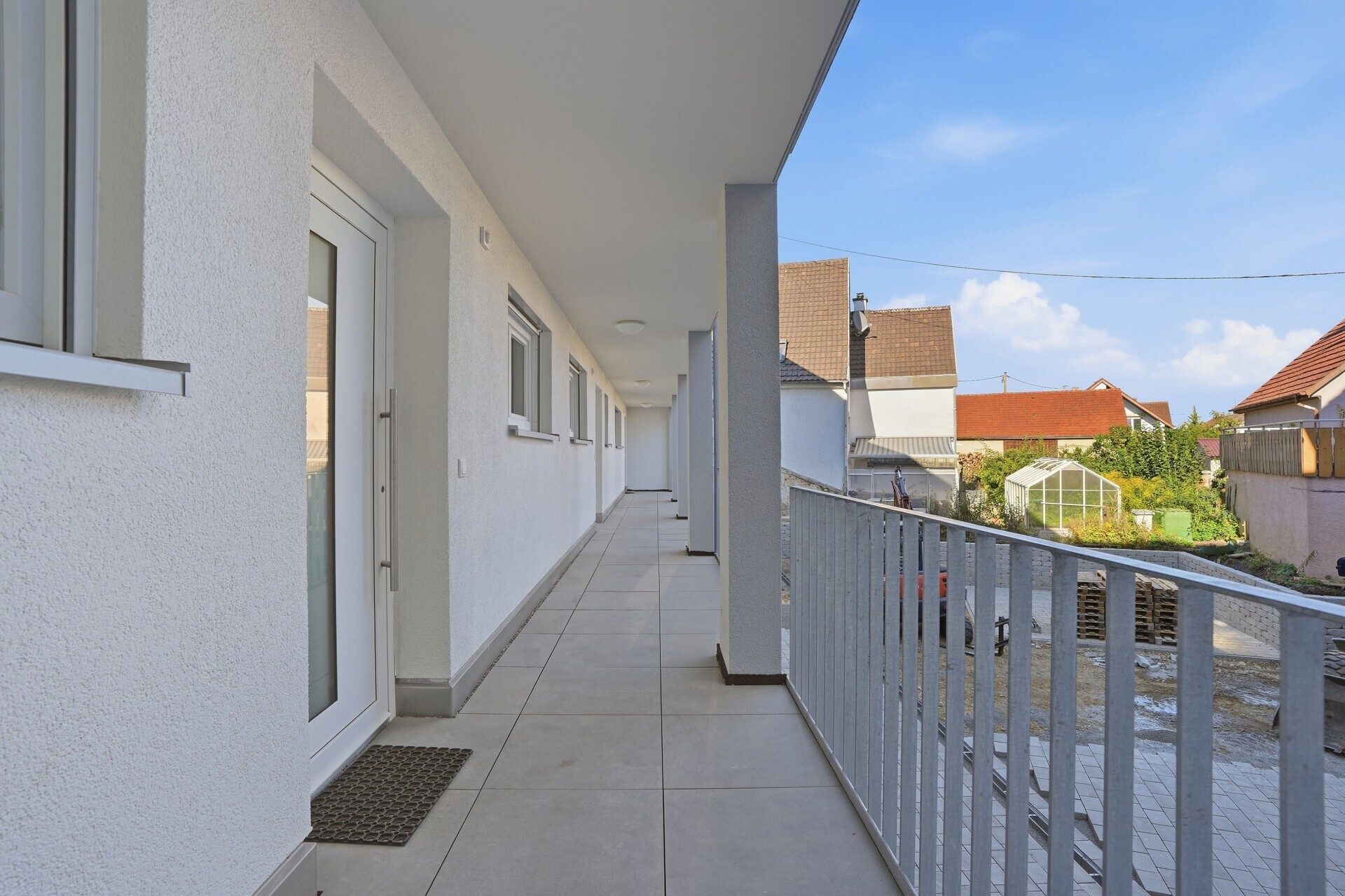 Immobilienangebot - Erbach-Ersingen - Alle - Neubau-Wohnung mit 3,5-Zimmern -
Ideal für Paare oder Singles