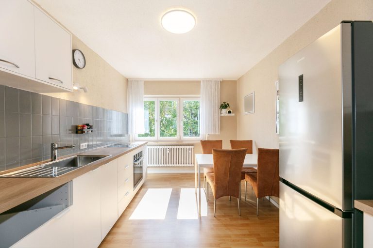 Immobilienangebot - Ulm - Alle - Zentral. Renoviert. Einziehen. – 3-Zi.-Wohnung in Ulm
