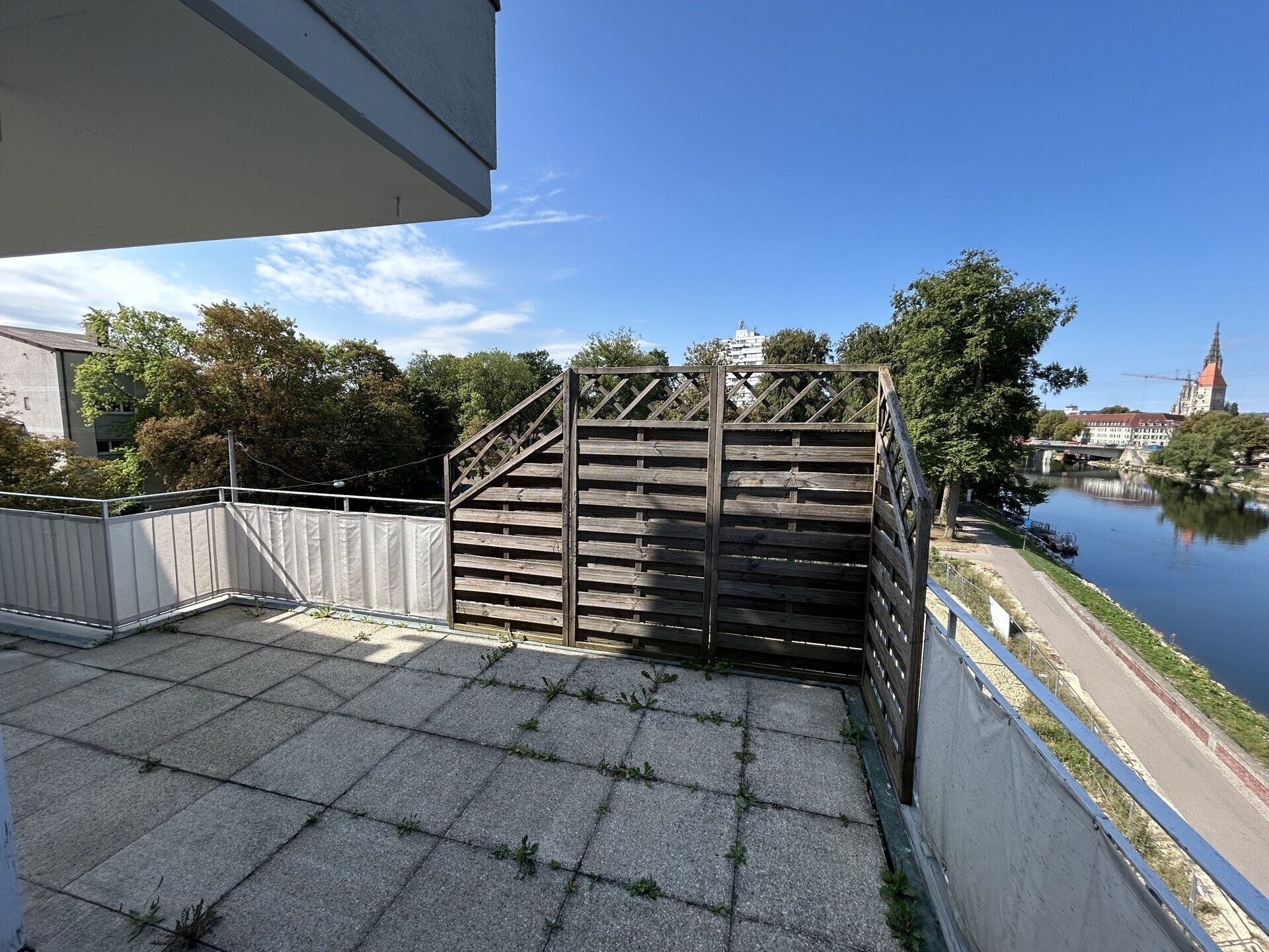 Immobilienangebot - Neu-Ulm - Alle - Klein aber fein und mit Traumterrasse