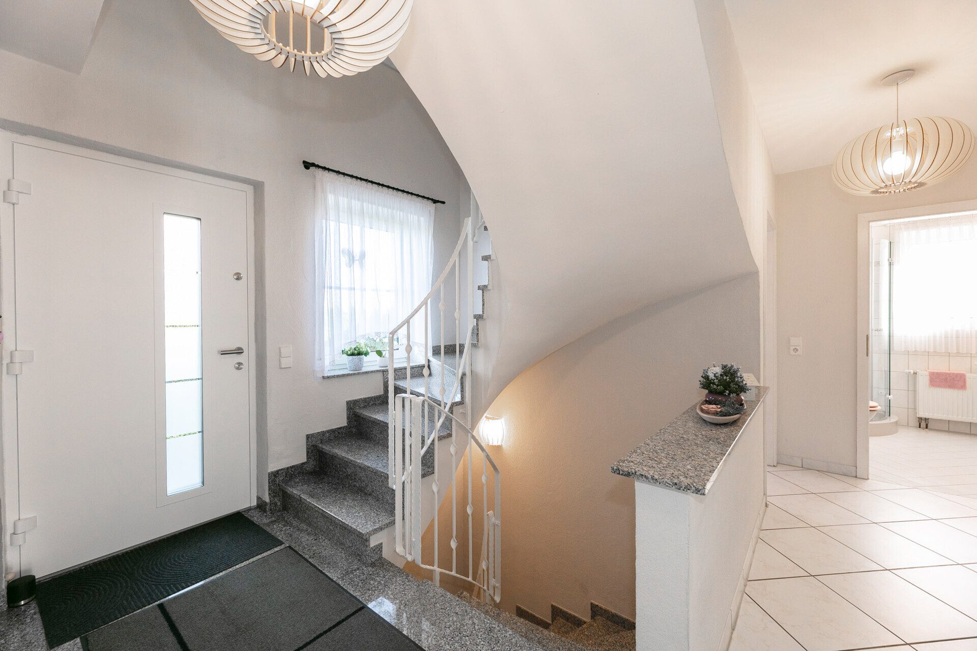 Immobilienangebot - Dornstadt / Bollingen - Alle - Ankommen und wohlfühlen – Familientraum mit liebevollem Garten
