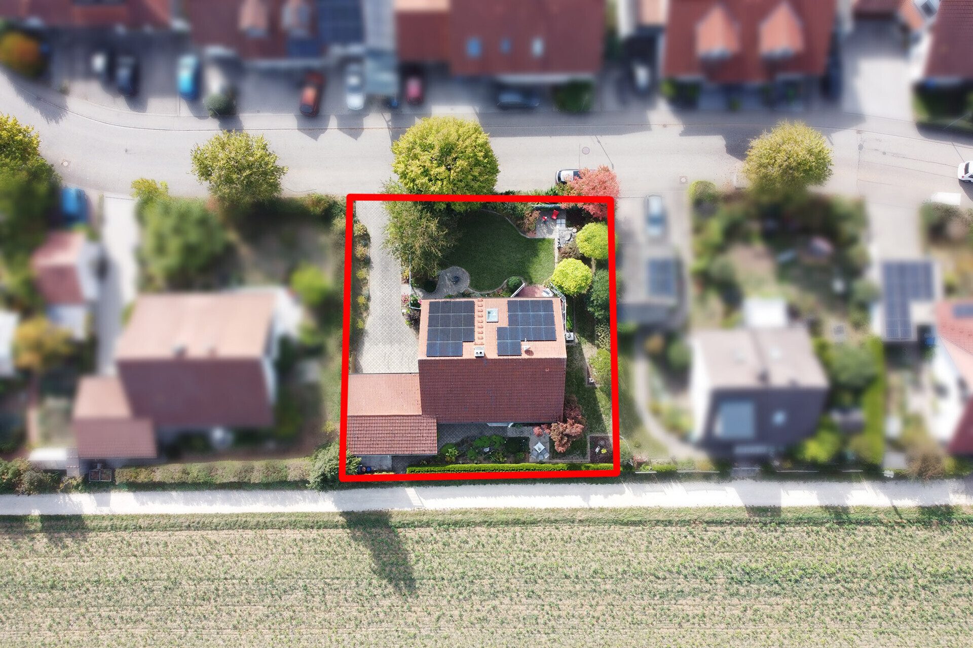 Immobilienangebot - Dornstadt / Bollingen - Alle - Ankommen und wohlfühlen – Familientraum mit liebevollem Garten