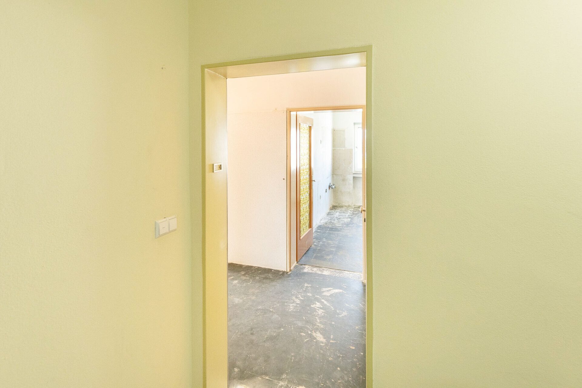Immobilienangebot - Senden - Alle - Umgestalten, einziehen, wohlfühlen – 
2 Zimmer-Wohnung mit Loggia in Senden