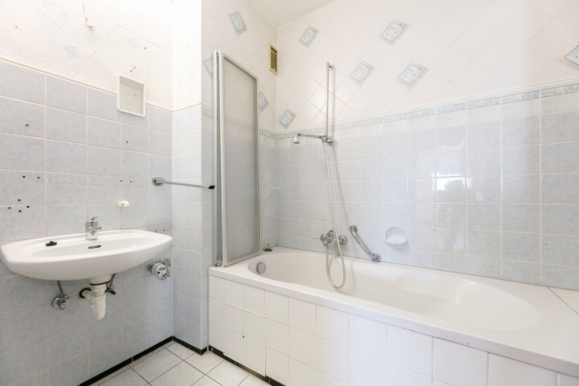 Immobilienangebot - Senden - Alle - Umgestalten, einziehen, wohlfühlen – 
2 Zimmer-Wohnung mit Loggia in Senden