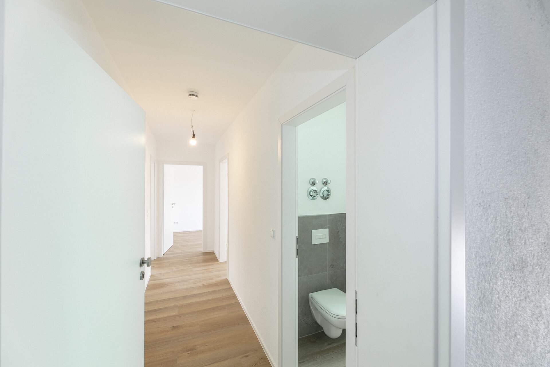 Immobilienangebot - Ulm-Eselsberg - Alle - Direkt einziehen und wohlfühlen - Toll sanierte 3-Zimmer-Wohnung mit Stellplatz