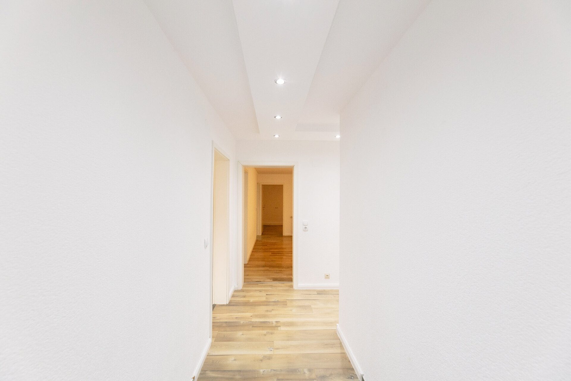 Immobilienangebot - Ulm / Eggingen - Alle - Wohnkomfort auf ca. 108 m² – mit Ankleide, Terrasse und Stellplatz