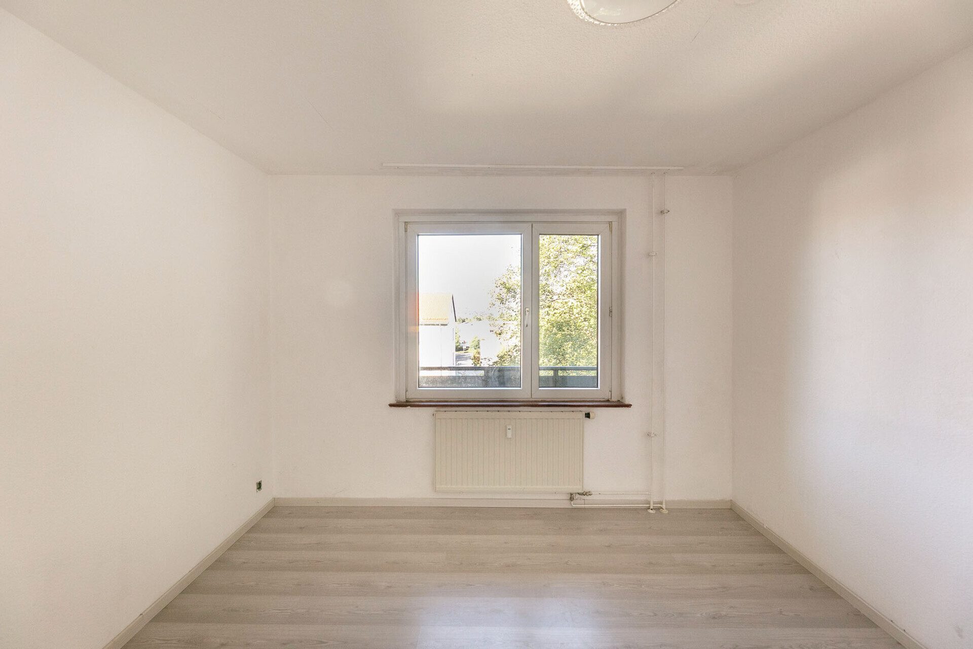 Immobilienangebot - Ulm-Eselsberg - Alle - Willkommen in Ihrem ersten eigenen Zuhause - 2-Zi.-Wohnung am Ulmer Eselsberg