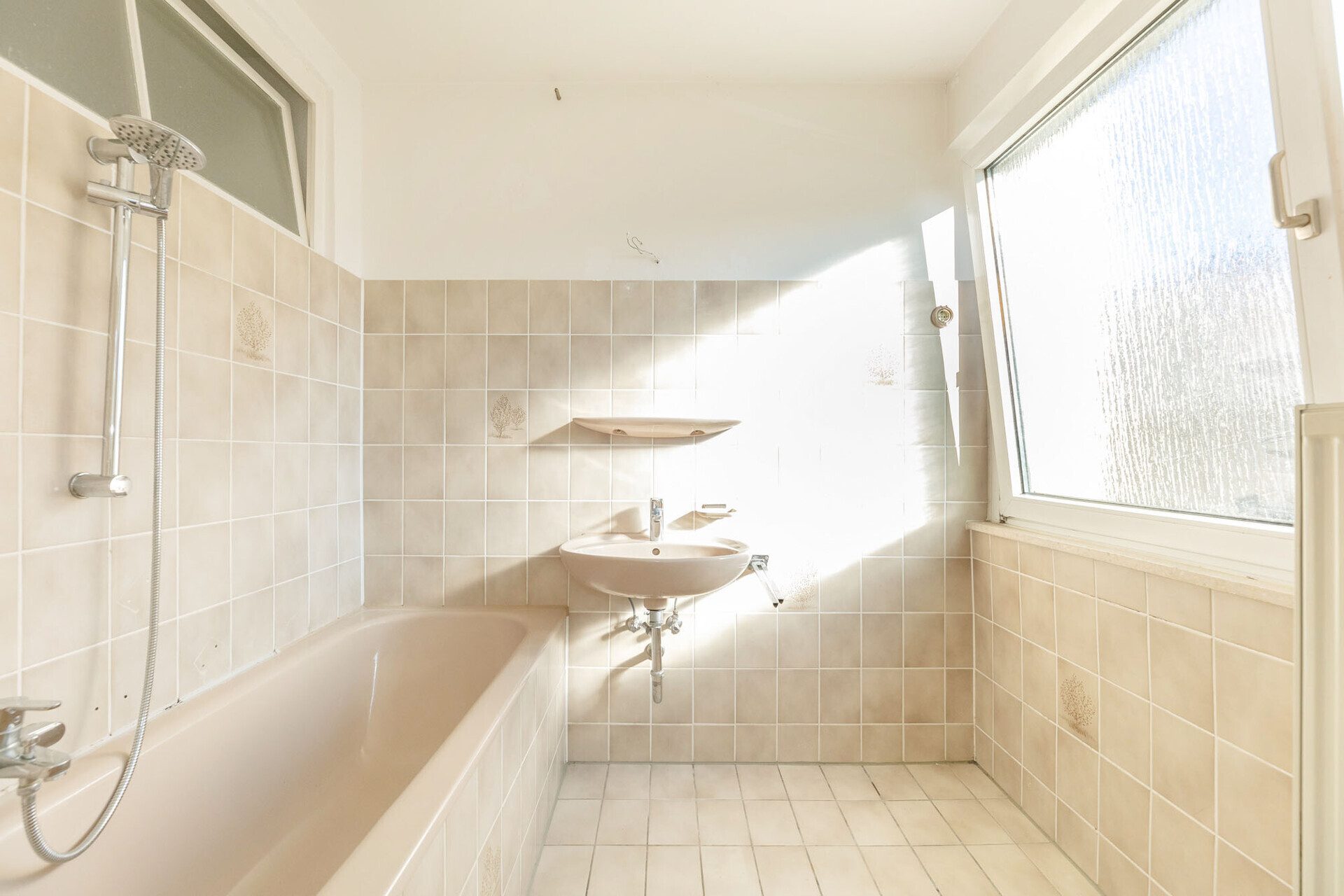 Immobilienangebot - Ulm-Eselsberg - Alle - Willkommen in Ihrem ersten eigenen Zuhause - 2-Zi.-Wohnung am Ulmer Eselsberg