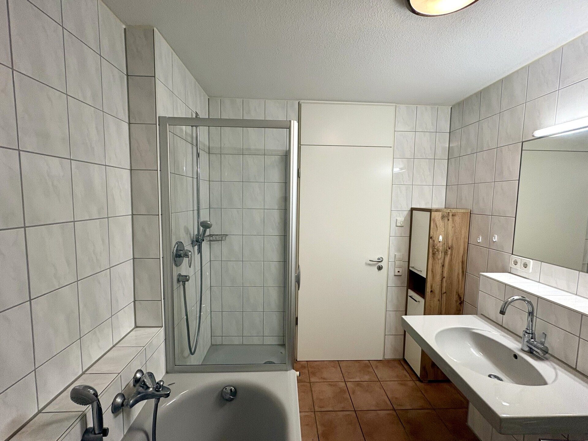 Immobilienangebot - Neu-Ulm - Alle - Traumhafter Donaublick: Moderne 2-Zimmer-Wohnung mit Balkon in Neu-Ulm