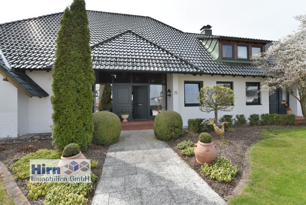 Hirn Immobilien GmbH - Immobilienangebot - Dietenheim - Häuser - EINFAMILIENHAUS | DIETENHEIM